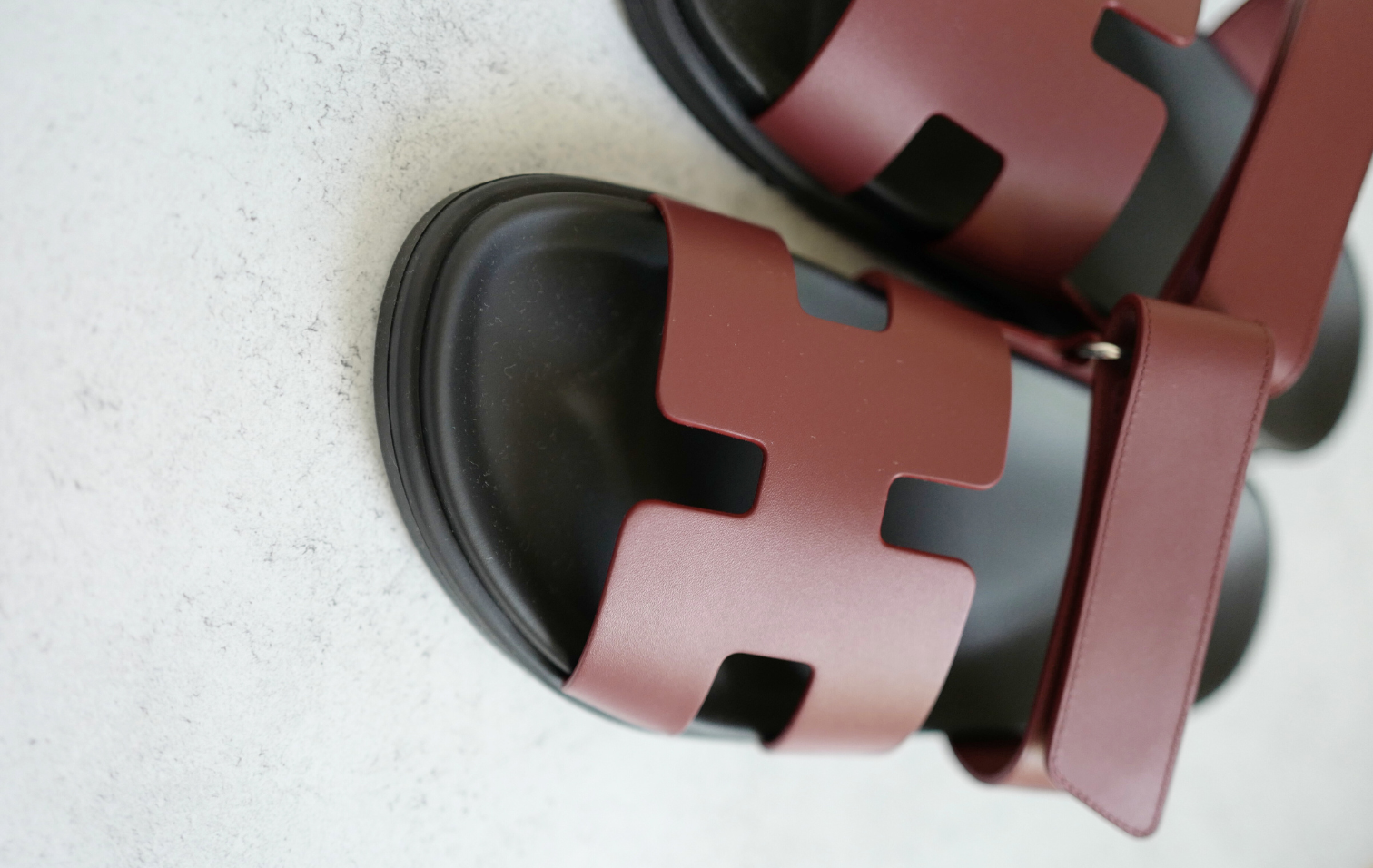 BNIB Hermès Chypre Sandals Rouge H Calfskin Leather Size 38.5