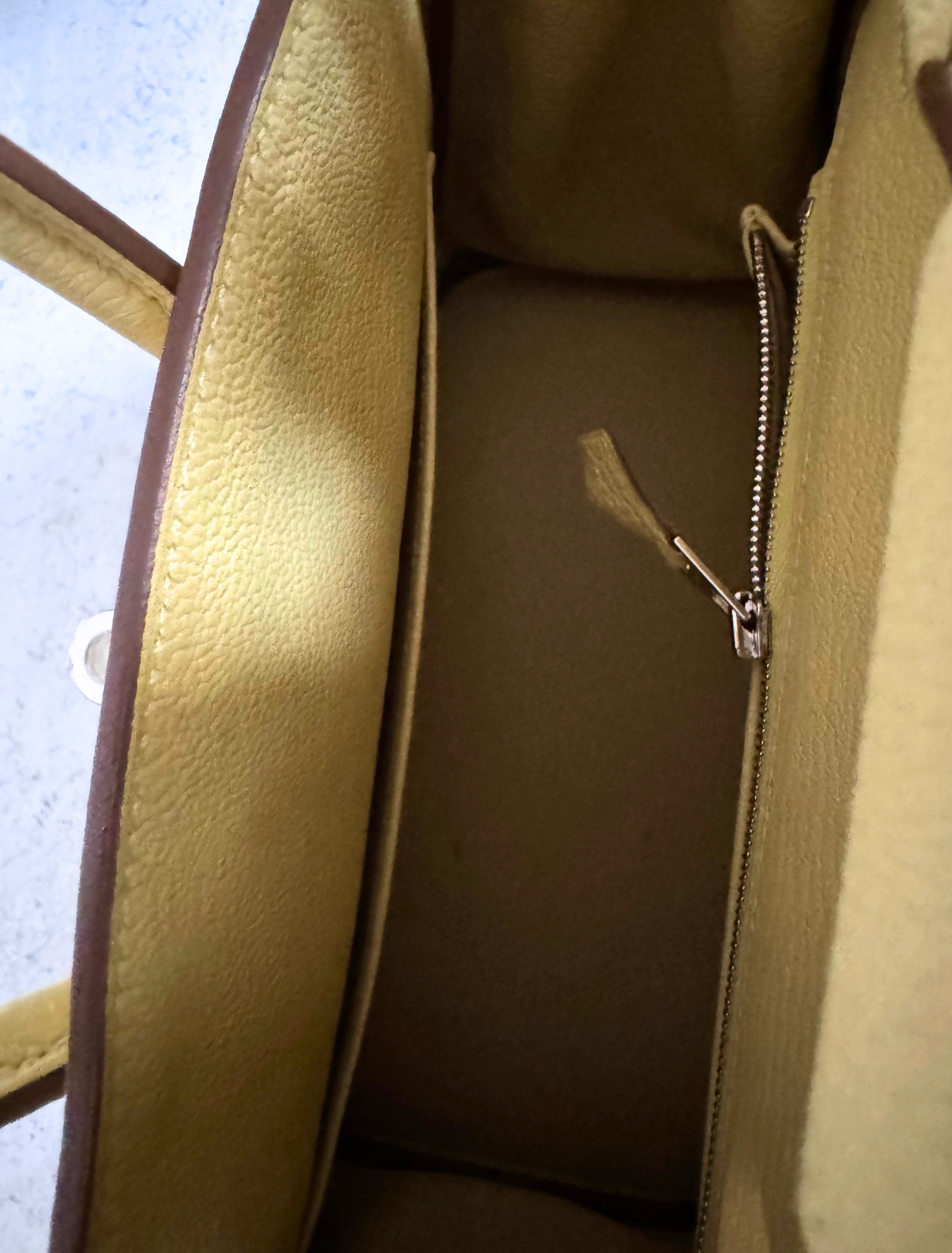 BNIB Hermès Birkin 25 Bag Jaune Poussin Togo Leather Palladium Hardware Stamp W