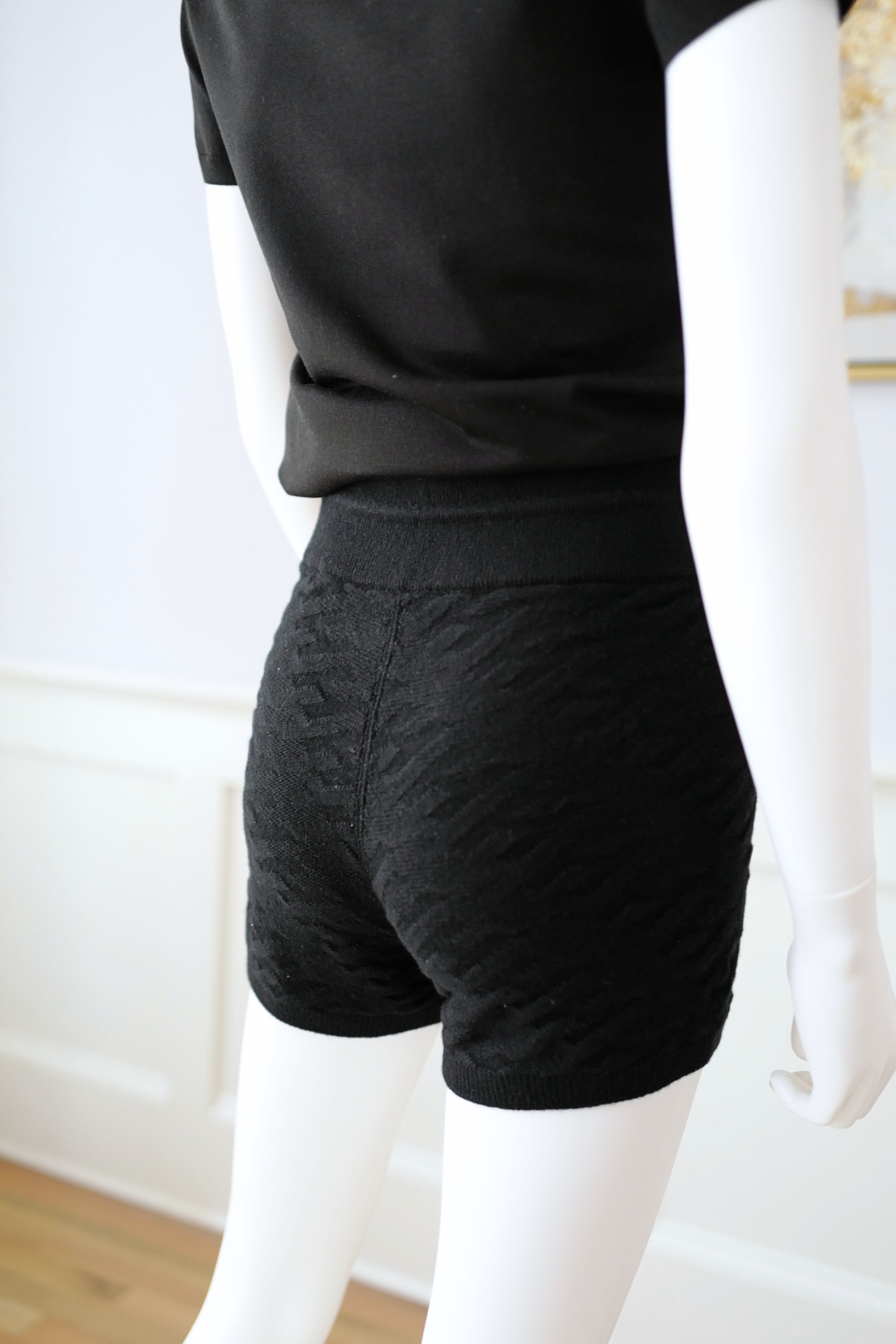 Hermes RTW Short Maille Loungewear Voyage Noir Black Size 36
