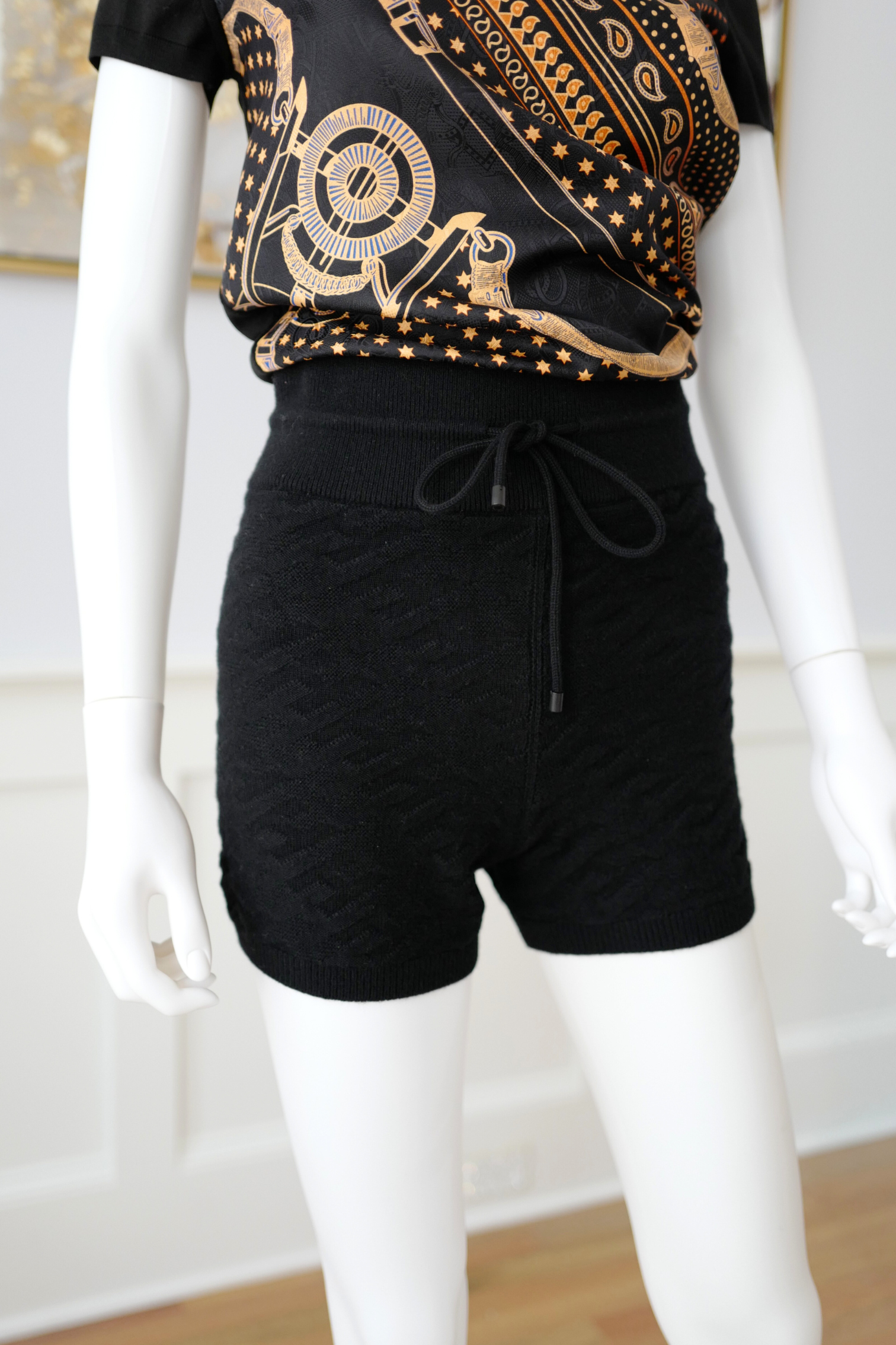 Hermes RTW Short Maille Loungewear Voyage Noir Black Size 36
