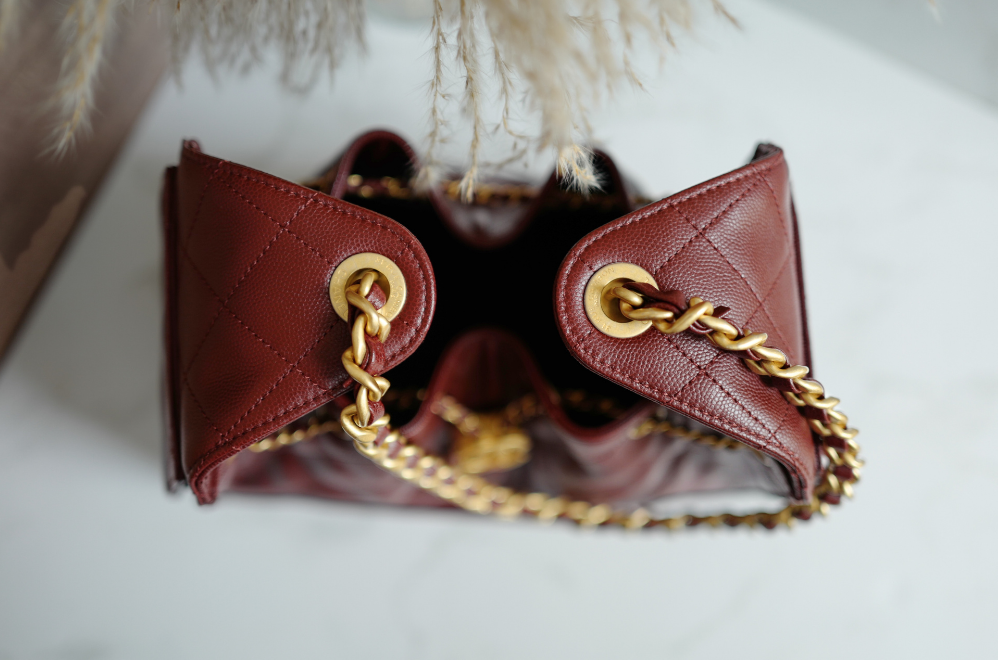 NEW CHANEL Spring-Summer 2025 25S Small Hobo Bag Grained Calfskin Burgundy