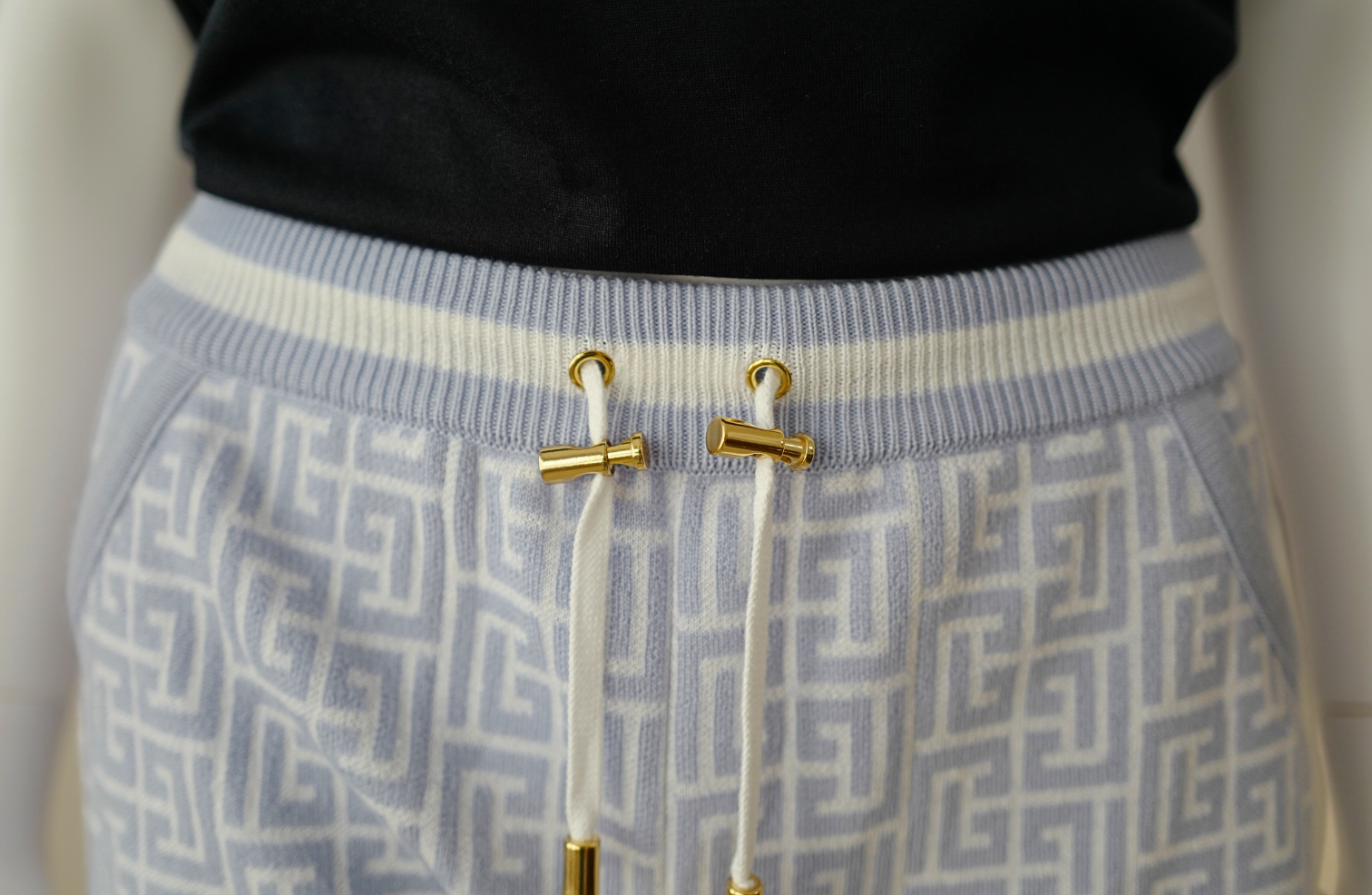 Balmain Monogram Jacquard Wool Blend Tennis Shorts size 36 NEW