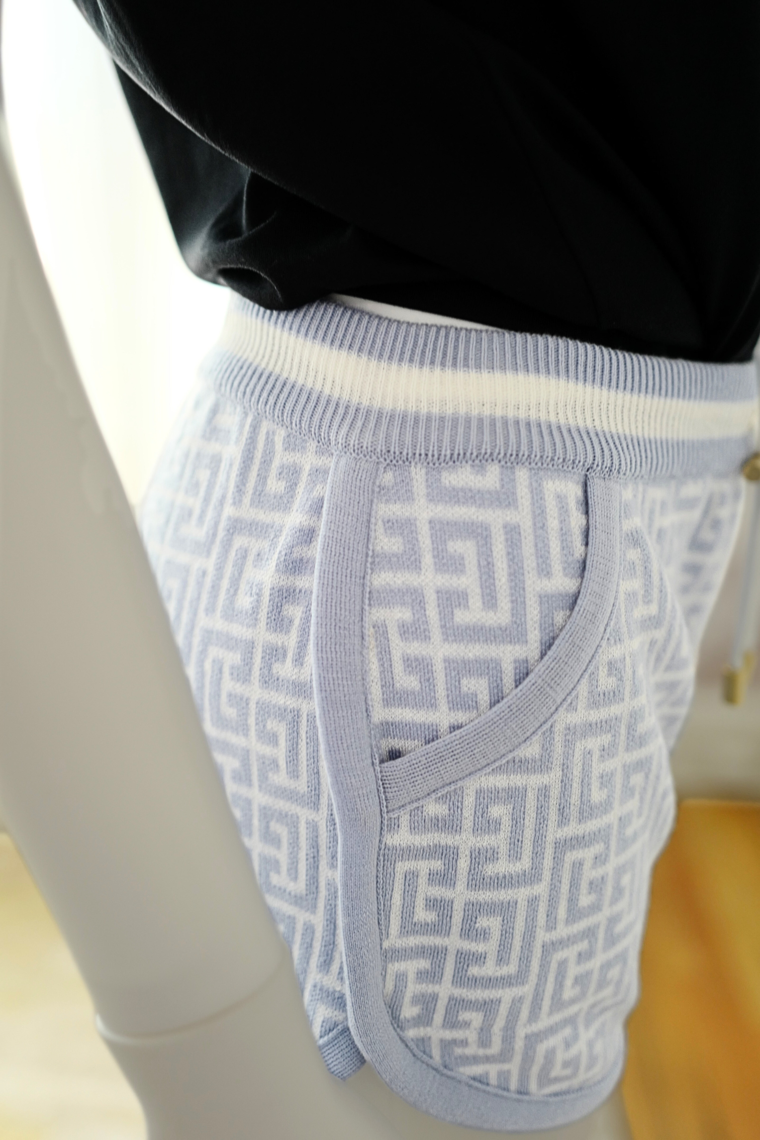 Balmain Monogram Jacquard Wool Blend Tennis Shorts size 36 NEW