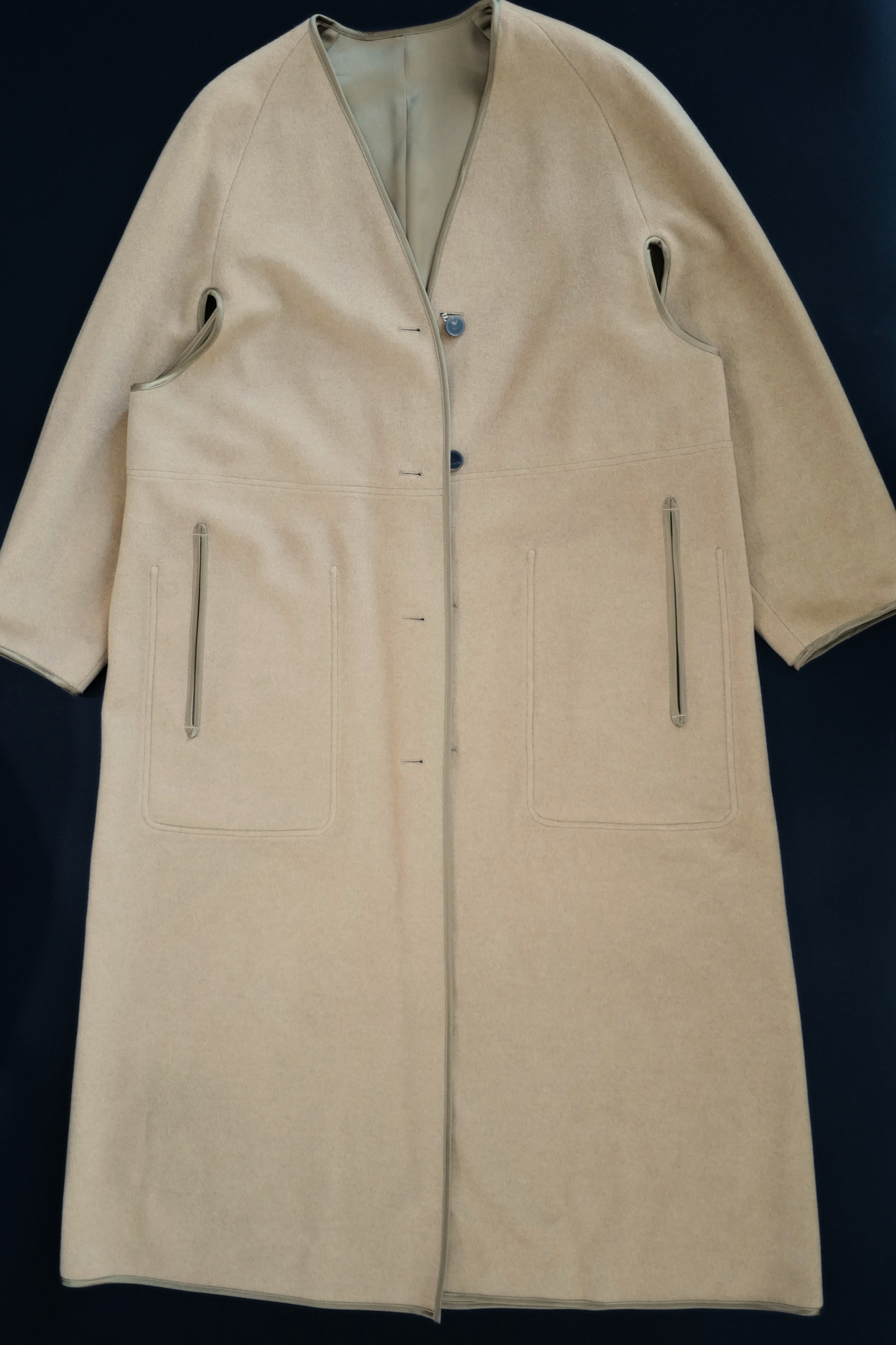 Hermès Women’s Overcoat Size 34 Beige Camel Hair Coat