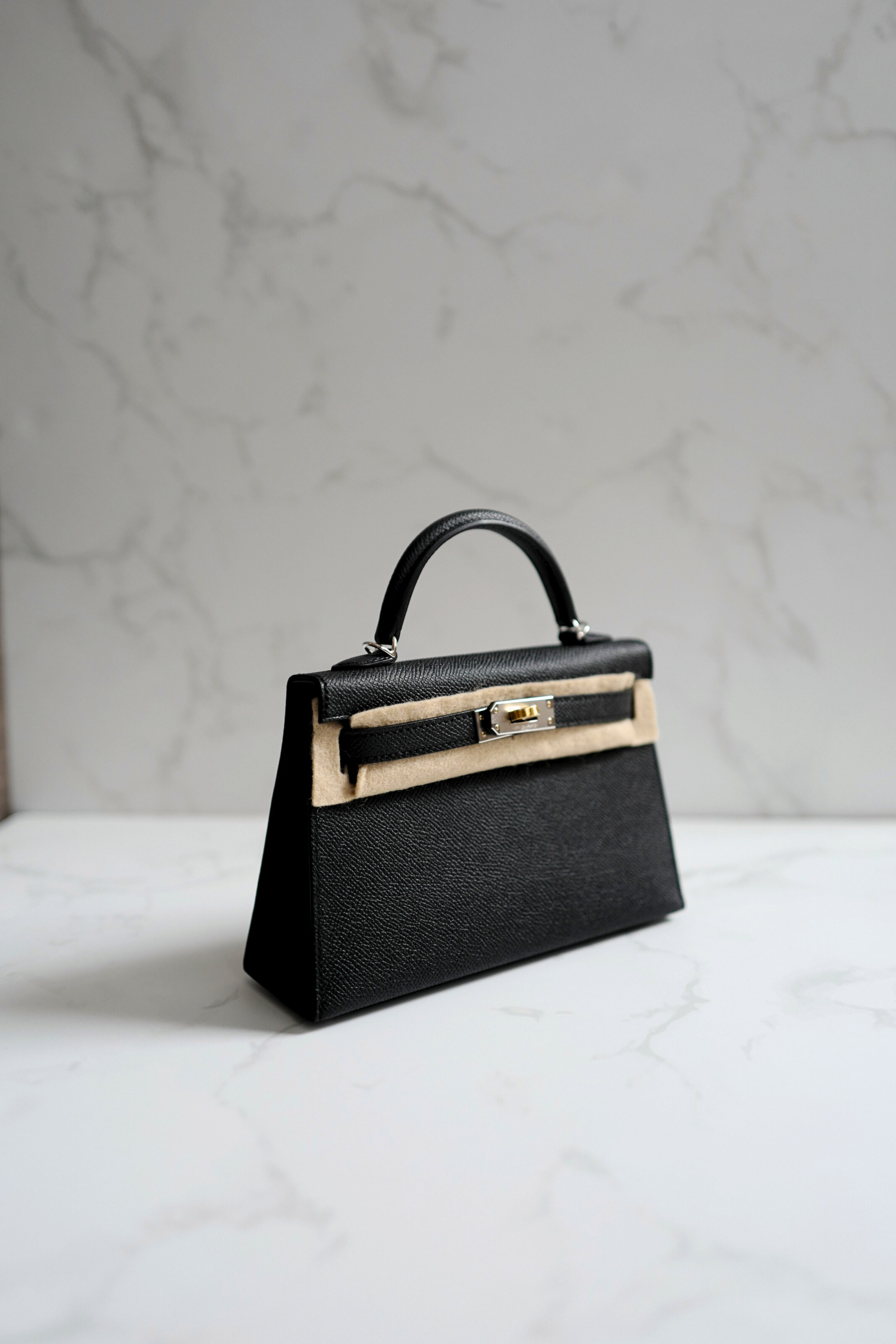 BNIB Hermes Mini Kelly Noir Black Epsom Electrum Hardware 2025