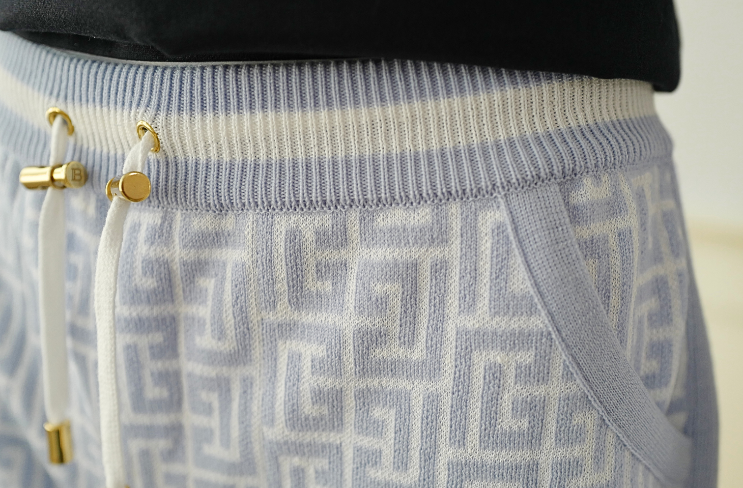 Balmain Monogram Jacquard Wool Blend Tennis Shorts size 36 NEW