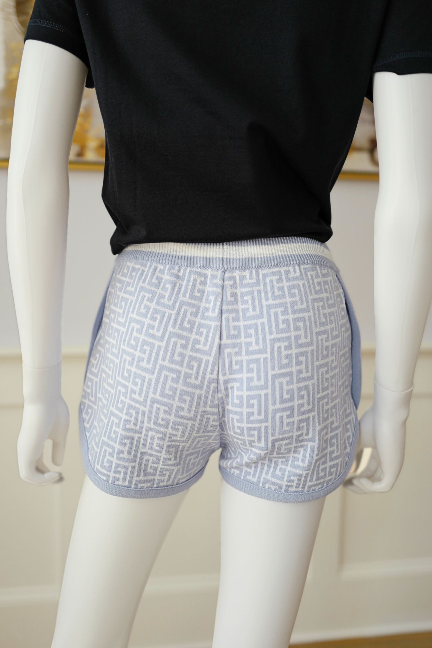 Balmain Monogram Jacquard Wool Blend Tennis Shorts size 36 NEW
