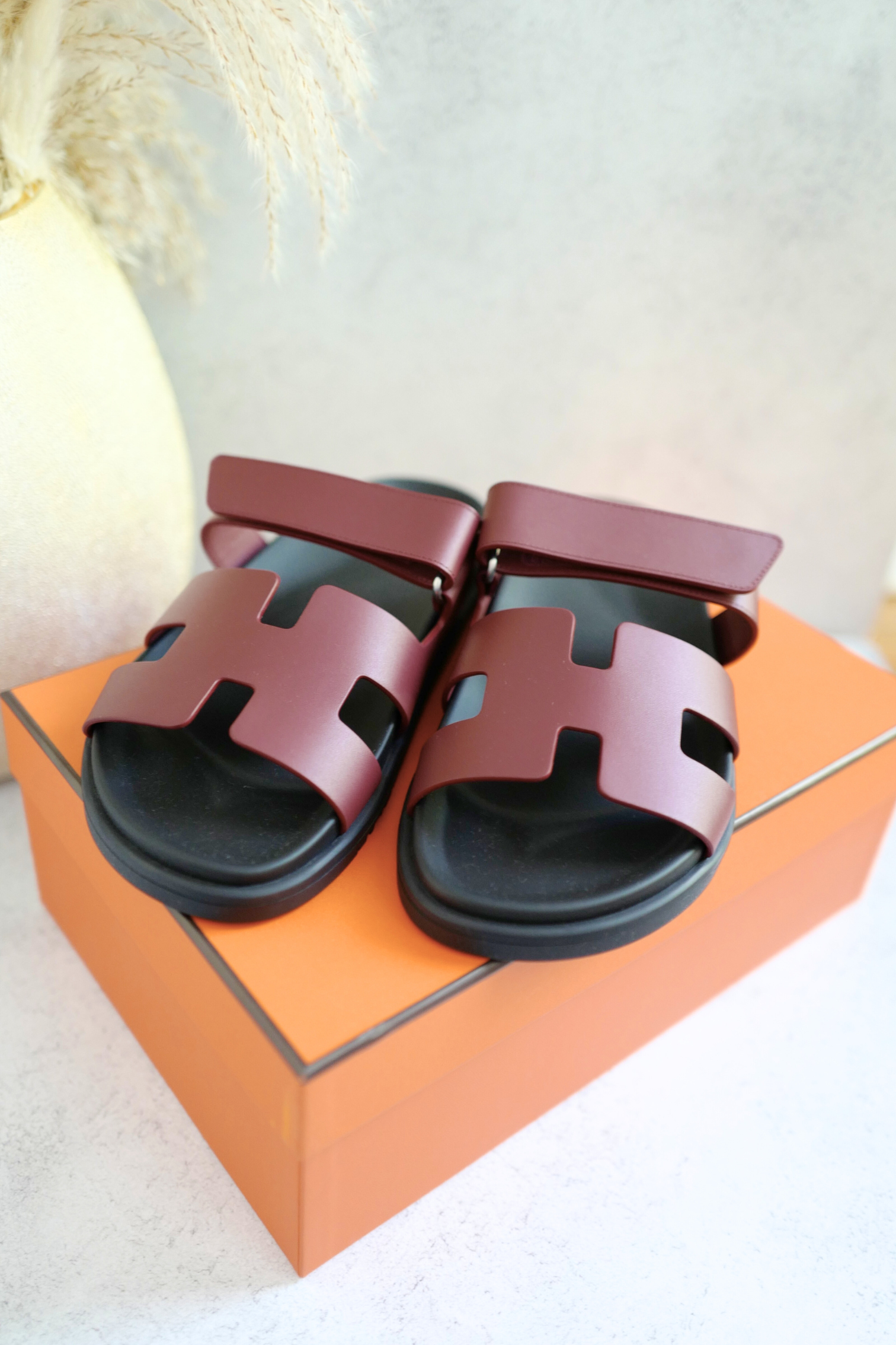 BNIB Hermès Chypre Sandals Rouge H Calfskin Leather Size 38.5