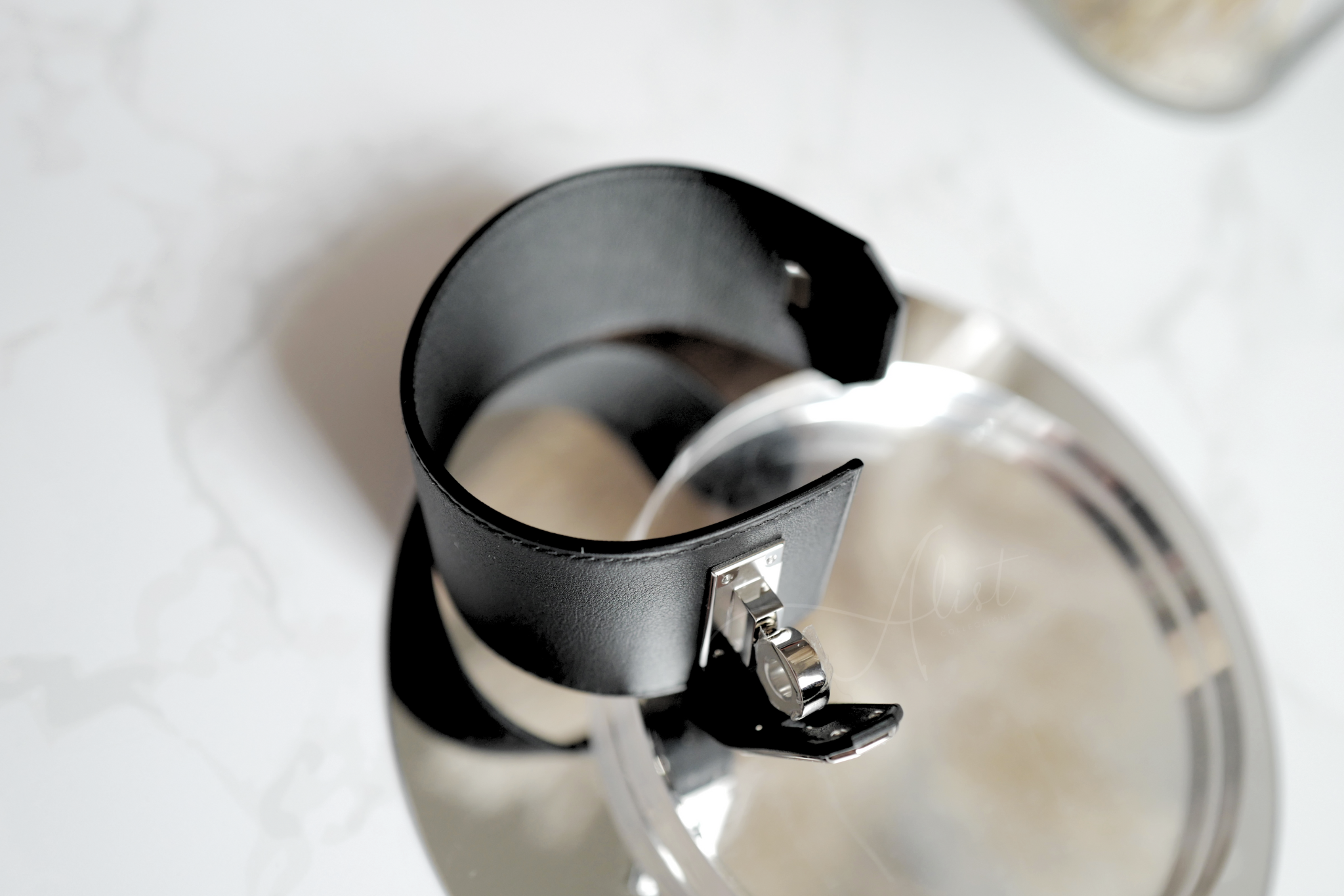 BNIB Hermes Bracelet Mini Kelly Twist GM Swift Calfskin T2 89 Noir