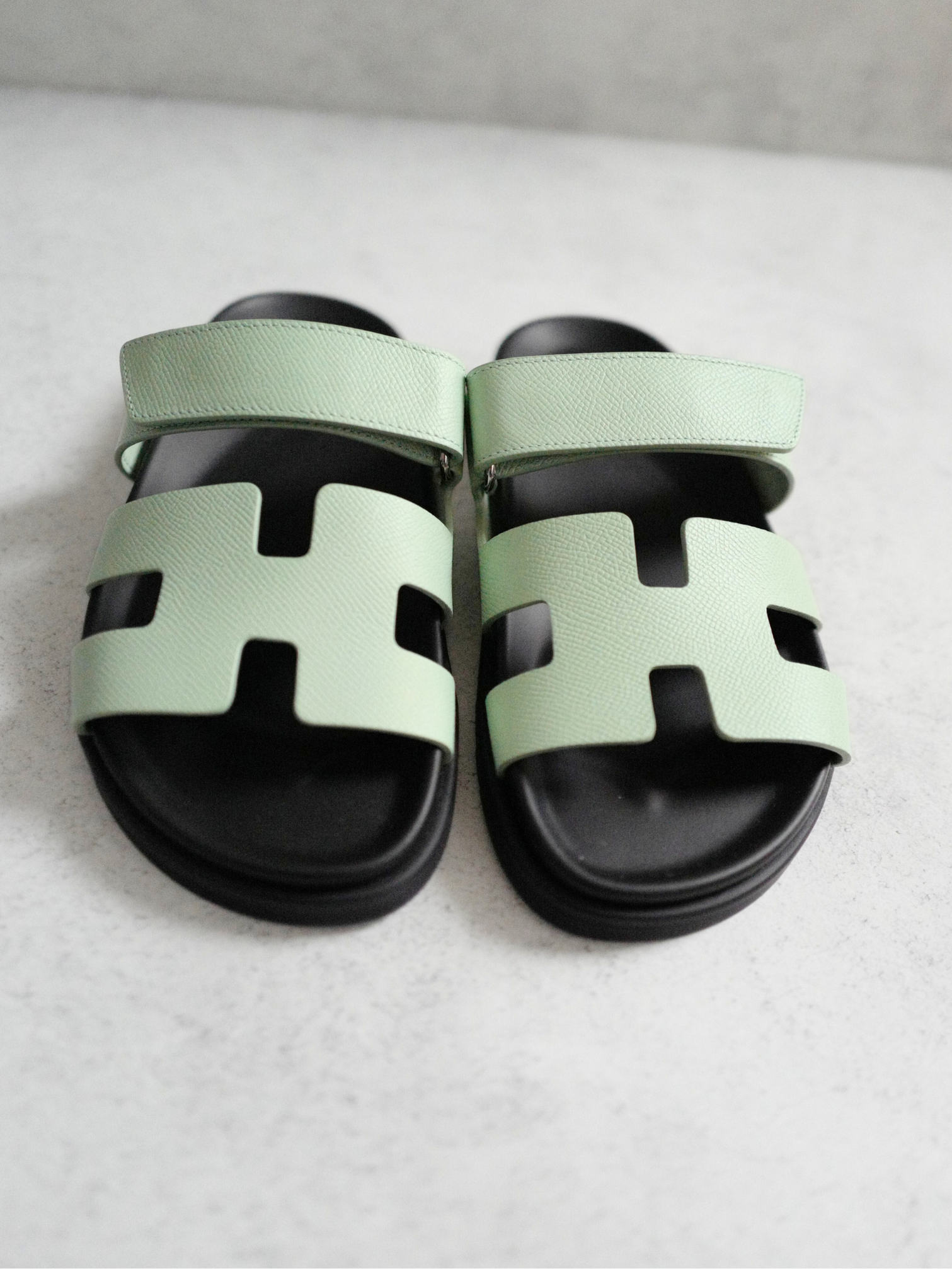 BNIB Hermès Chypre Sandals Vert Jade Green Leather Women’s Size 37