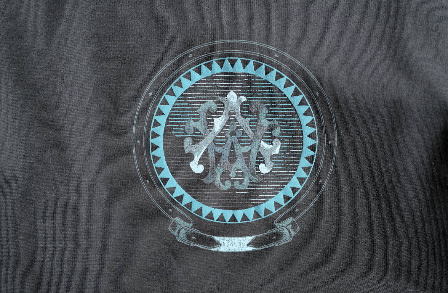 New Hermès Women’s Printed Straight T-Shirt Bleu Noir Size 36