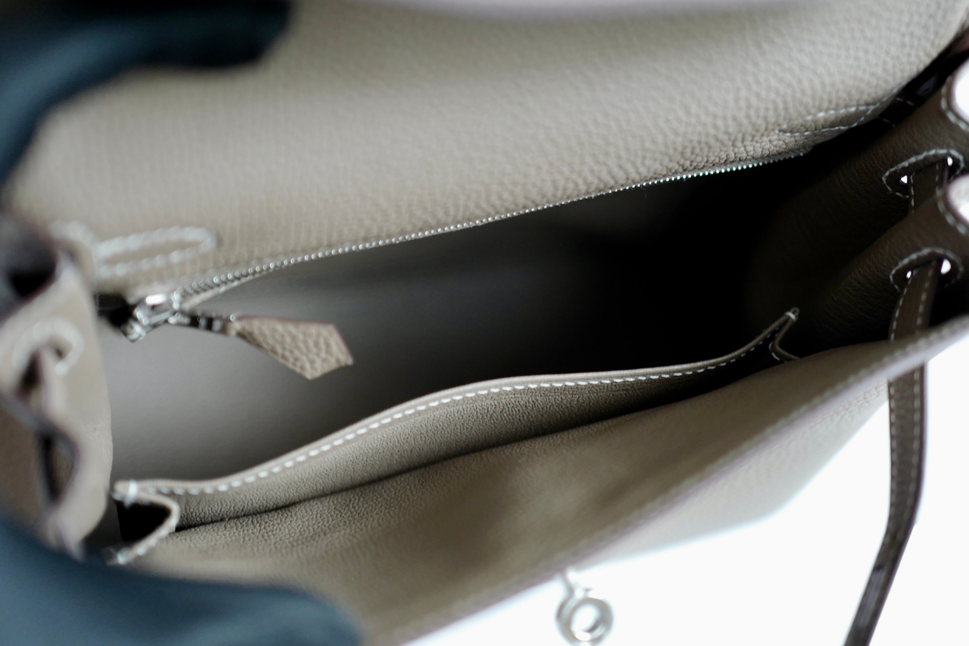 BNIB Hermes Kelly 25 Etoupe Togo Retourne Palladium HW Y 2020 NEW