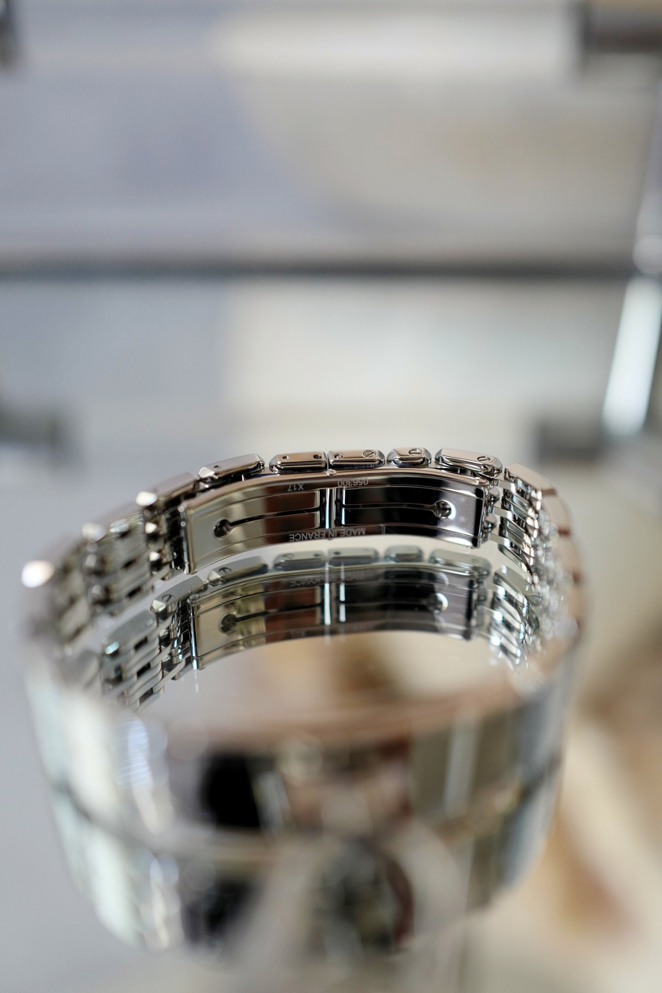 BNIB Hermès Mini Kelly Watch 16mm Sans Coloris with Diamonds