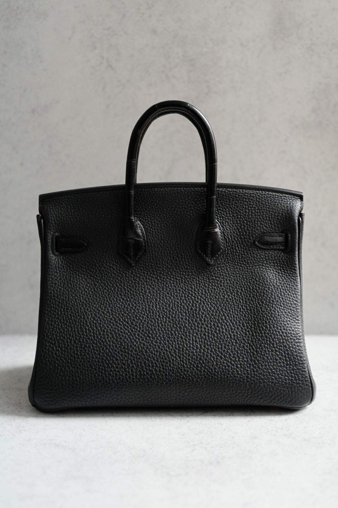 Hermes Birkin 25 touch shiny niloticus in noir/black gold hw Complete with Receipt