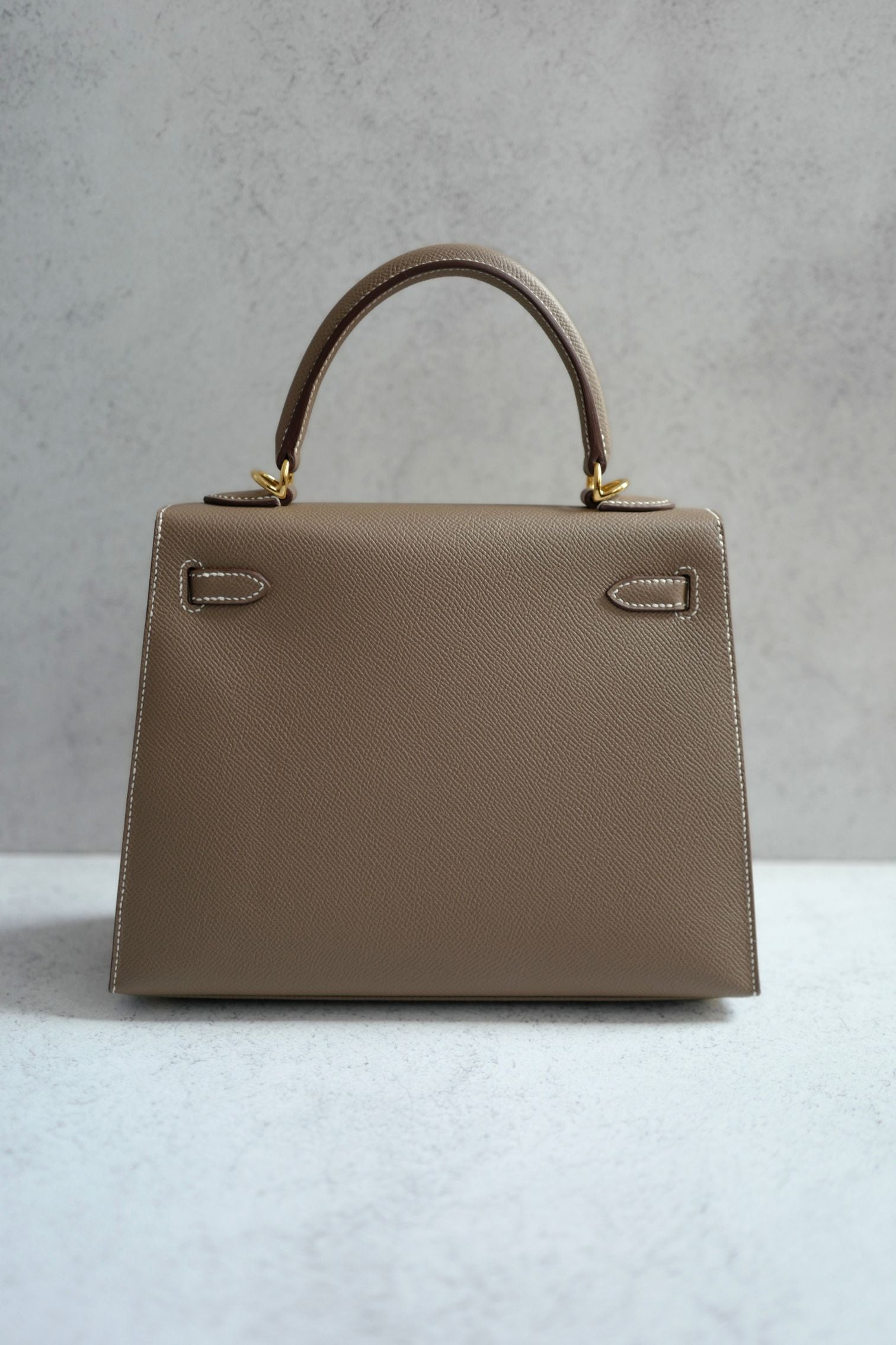 BNIB Hermes Kelly 25 Etoupe Epsom Sellier Gold Hardware G Stamp 2026