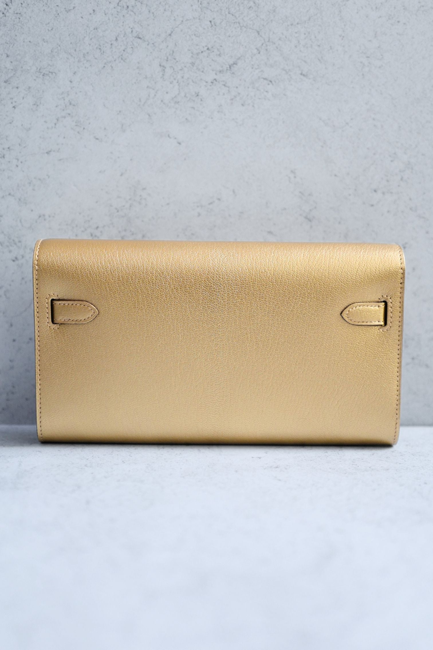 Hermès Kelly Classique To Go Wallet Gold Chamkilight Permabrass Hardware G Stamp