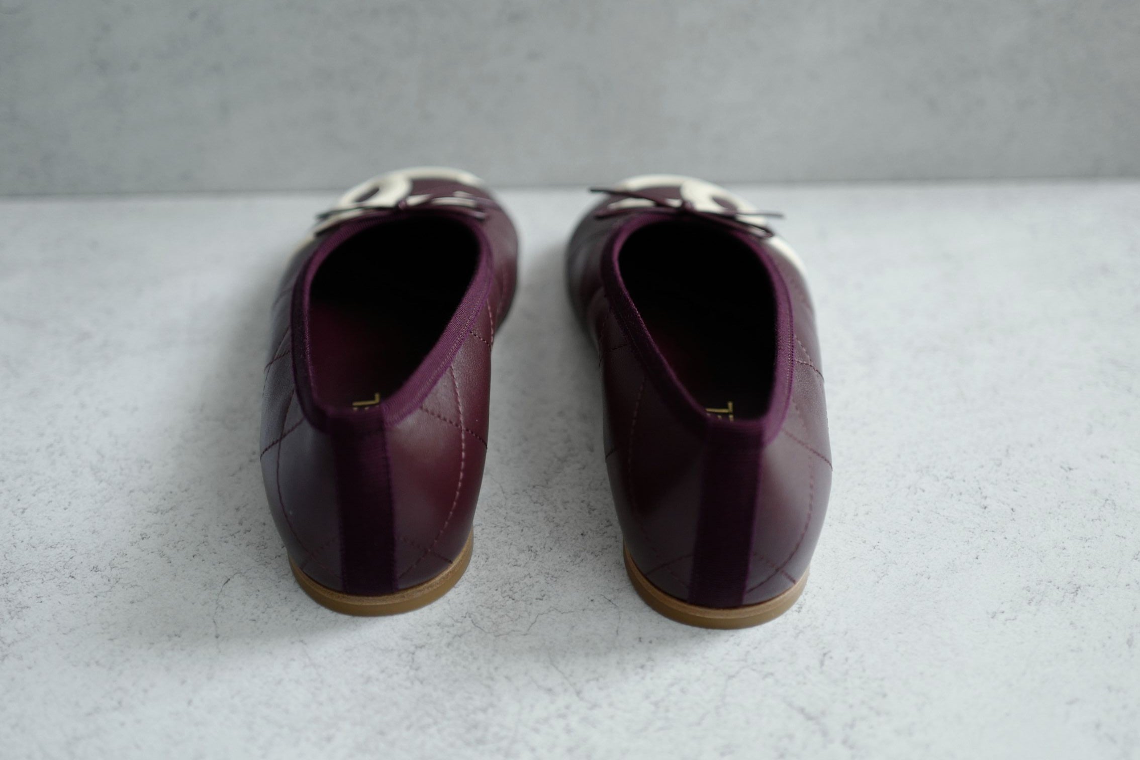 Chanel 26M Coco Beach Ballet Flats Burgundy White Lambskin Size 37