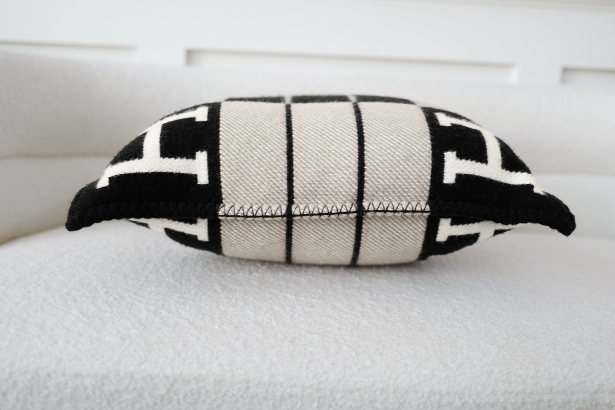 New Hermes Avalon III Jacquard Cushion Petit Modele Wool Cashmere Ecru Noir