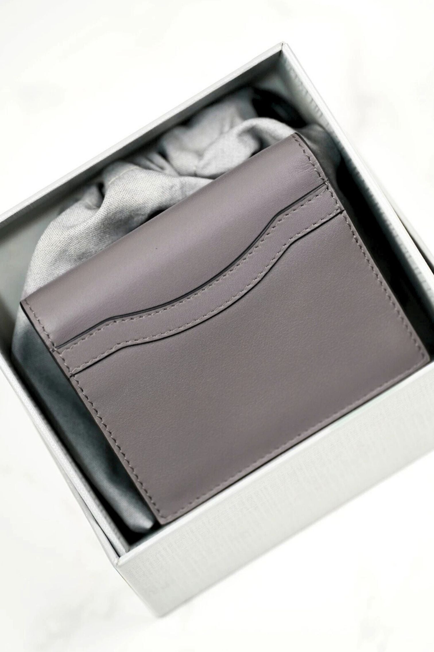 BNIB Balenciaga Women's Neo Classic Mini Wallet in Dark Grey Calfskin