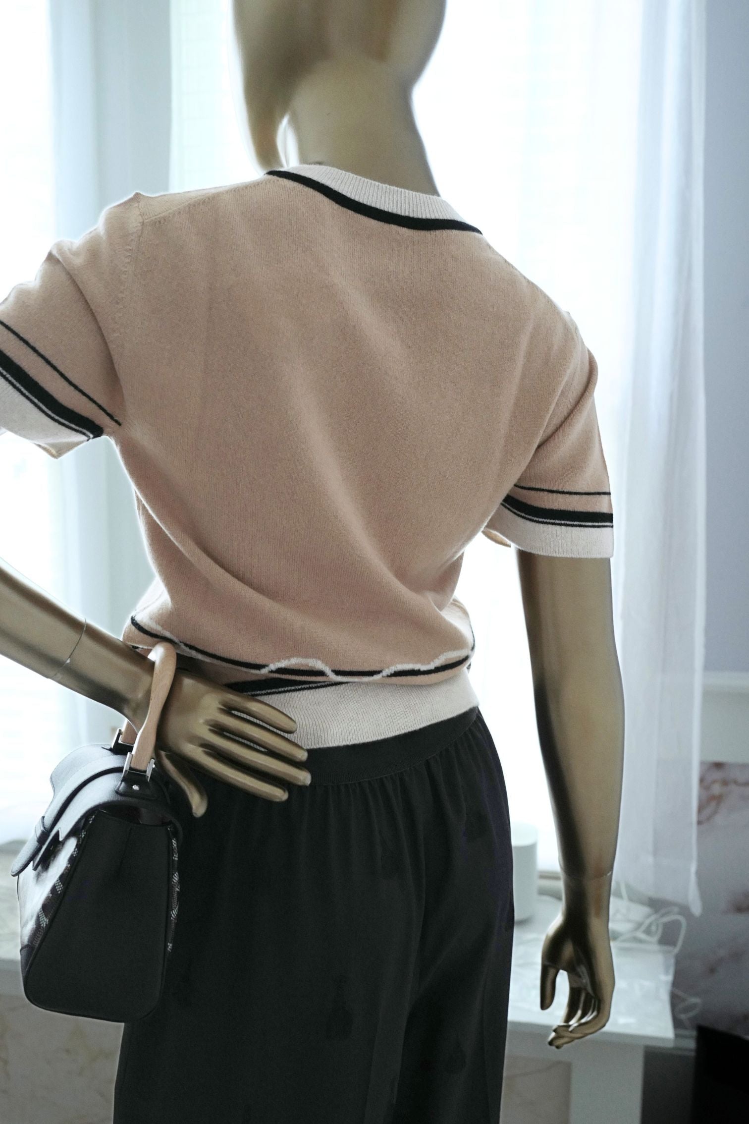 Hermès Sweater Short Sleeved "Ex-Libris" Beige Cajou Cashmere Size 36
