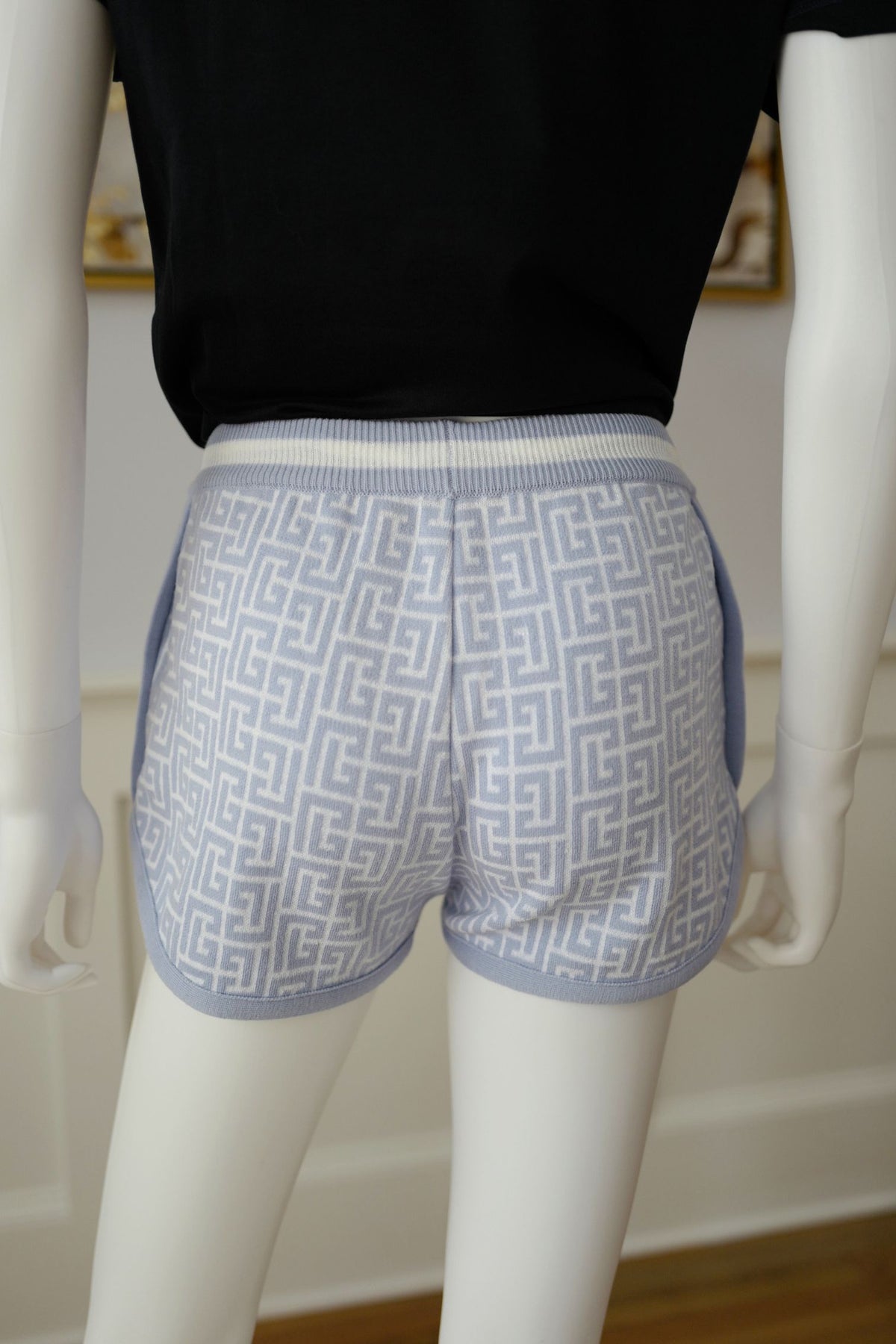 Balmain Monogram Jacquard Wool Blend Tennis Shorts size 36 NEW