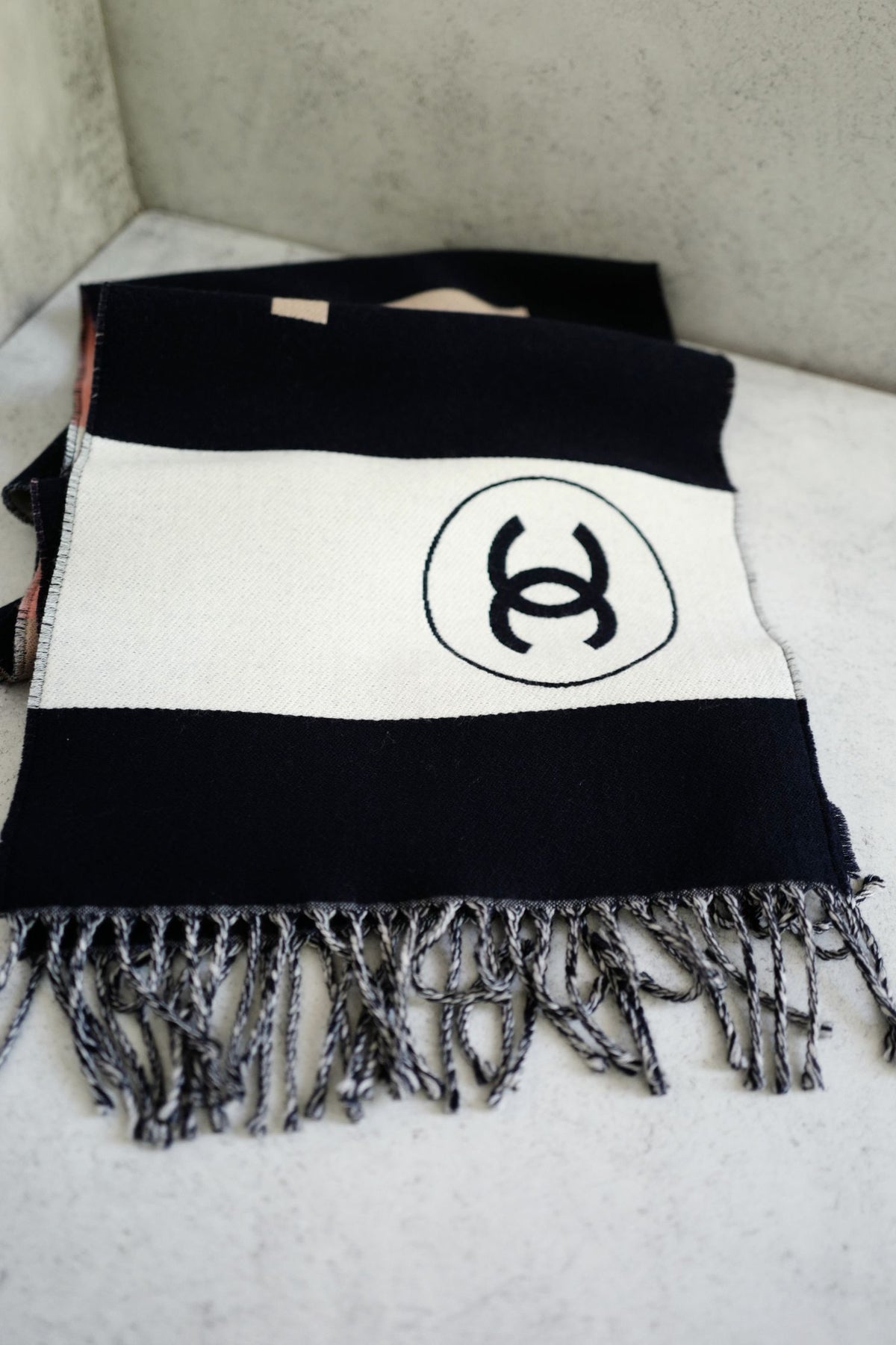 NEW Chanel 25C Wool Shawl Scarf CC Logo Dark Navy Ecru