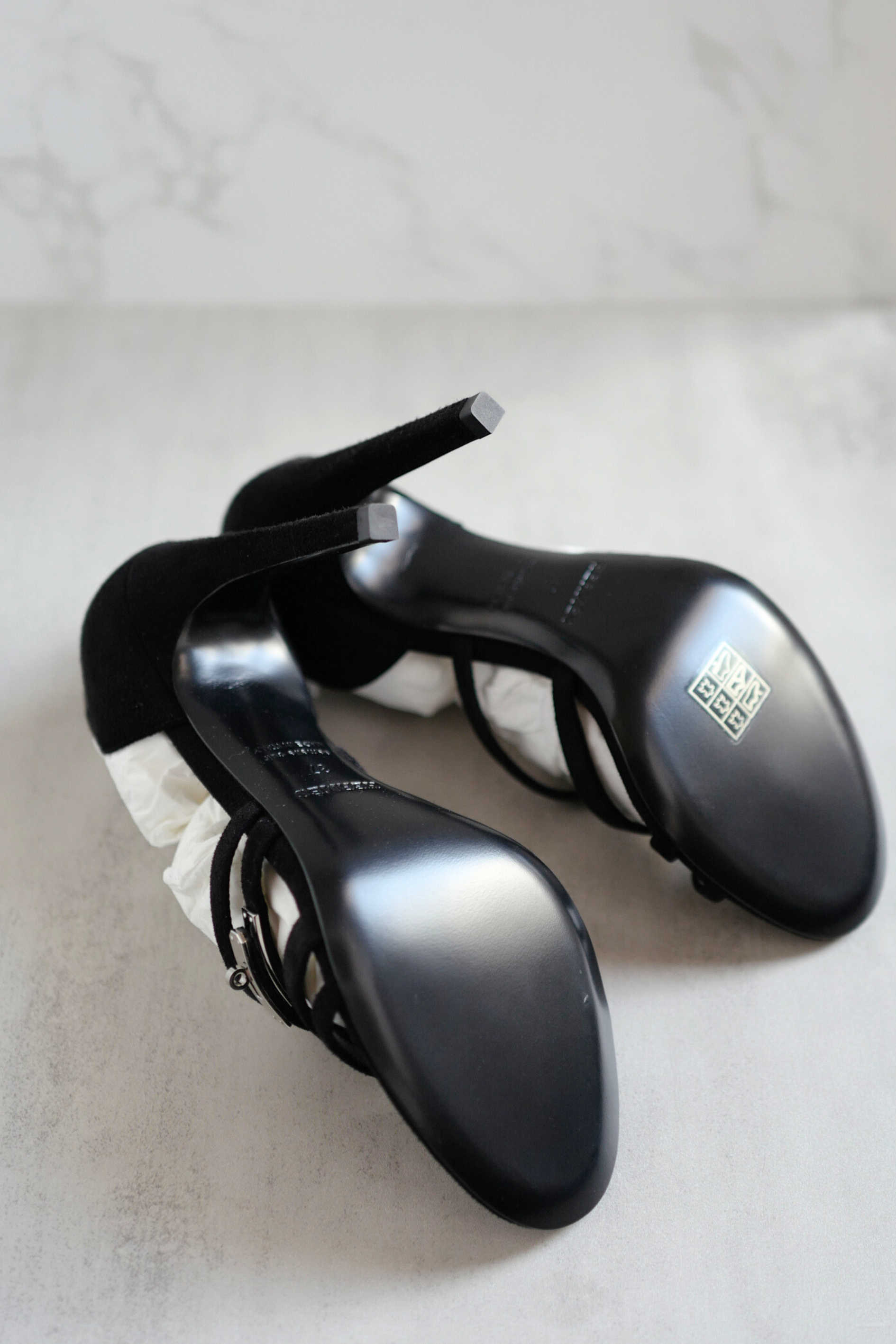 Hermès Lipstick 105 Sandal Noir Black Suede Strappy High Heels Size 37