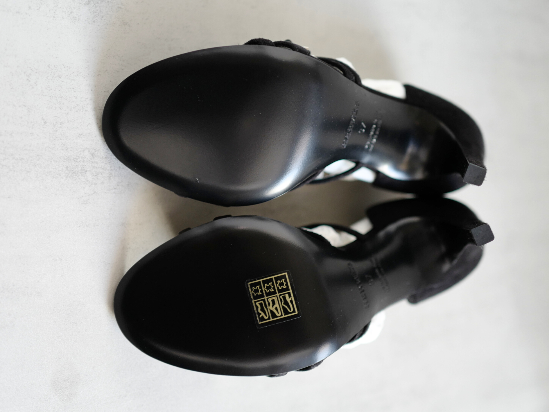 Hermès Lipstick 105 Sandal Noir Black Suede Strappy High Heels Size 37