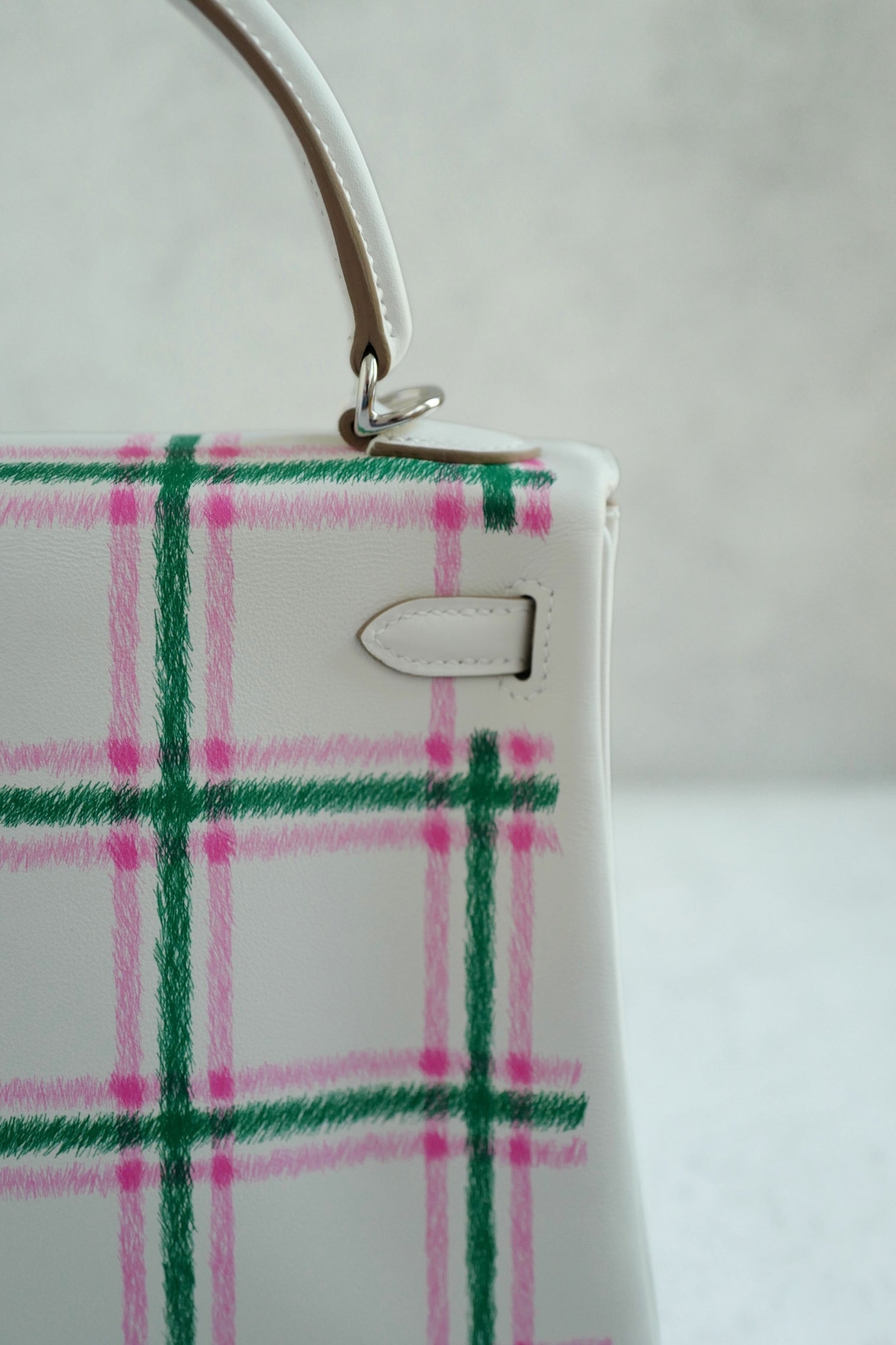 BNIB Hermès Kelly 25 Sellier Tartan Pattern White Leather Handbag With Palladium Hardware
