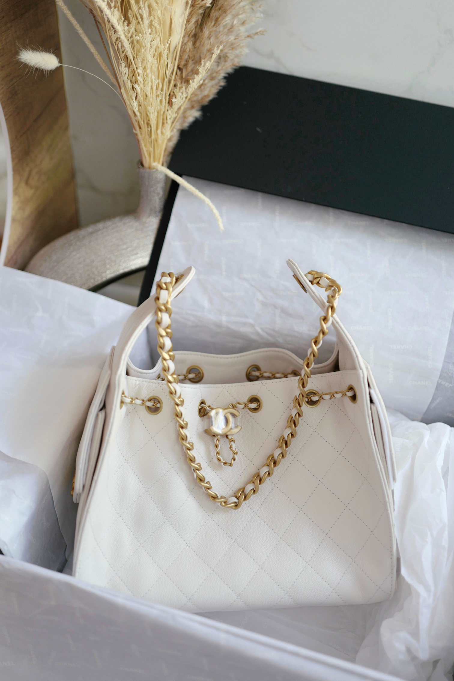 NEW Chanel Hobo Bag Small White Calfskin 25A Gold Hardware