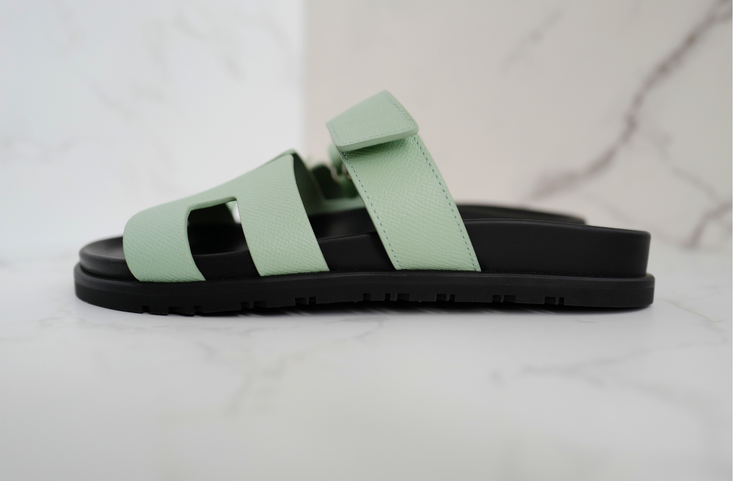 BNIB Hermès Chypre Sandals Vert Jade Green Leather Women’s Size 37