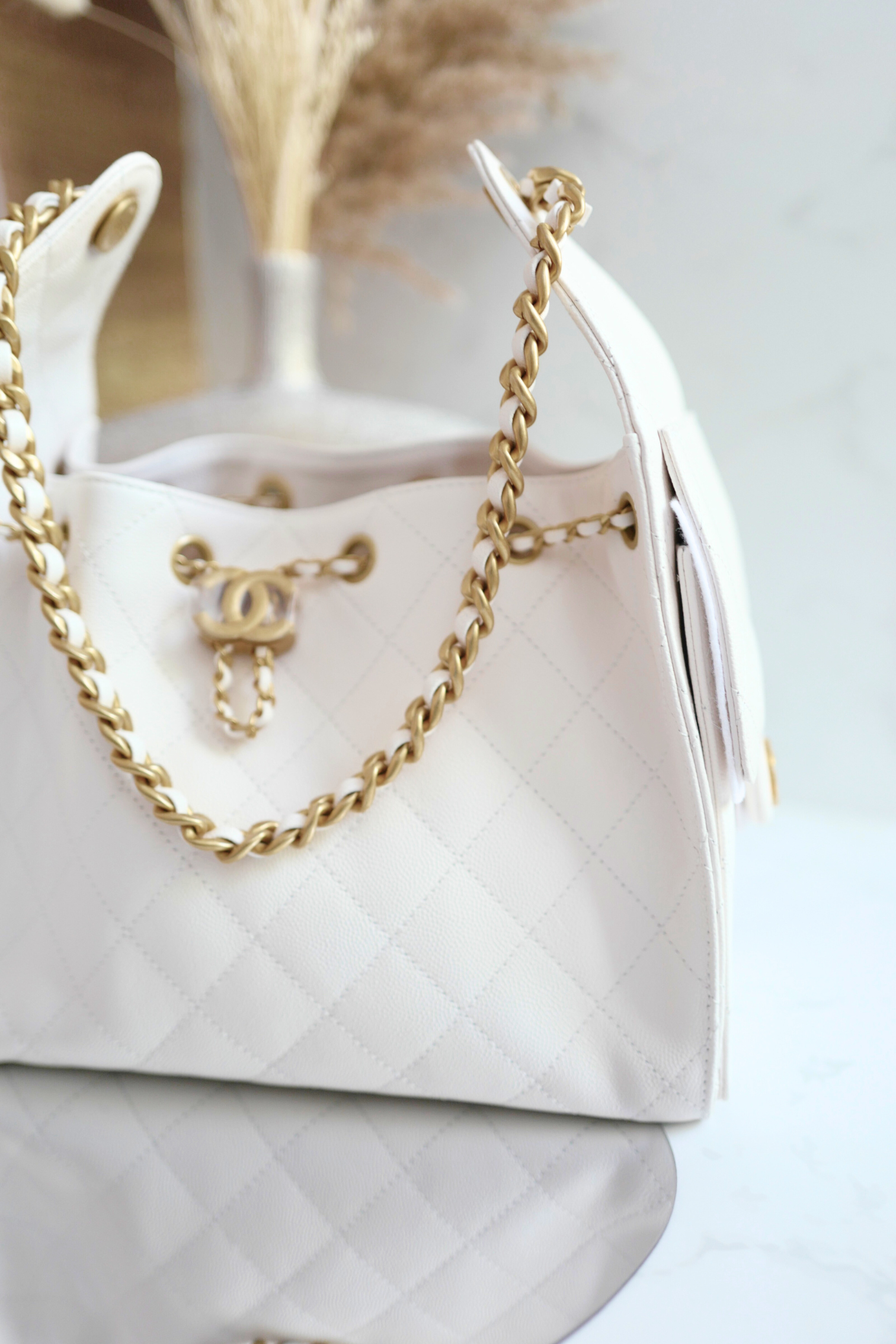 NEW Chanel Hobo Bag Small White Calfskin 25A Gold Hardware