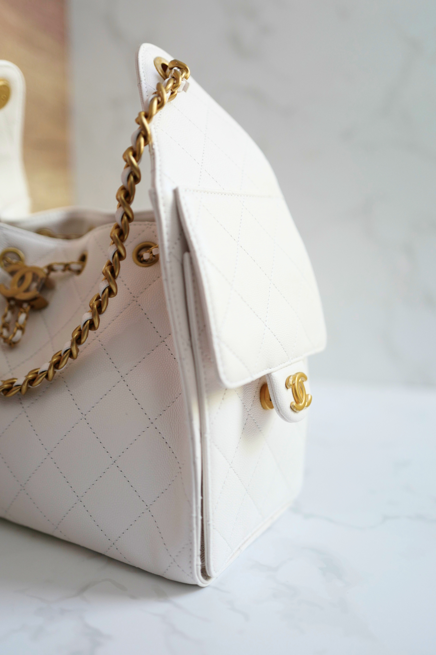 NEW Chanel Hobo Bag Small White Calfskin 25A Gold Hardware