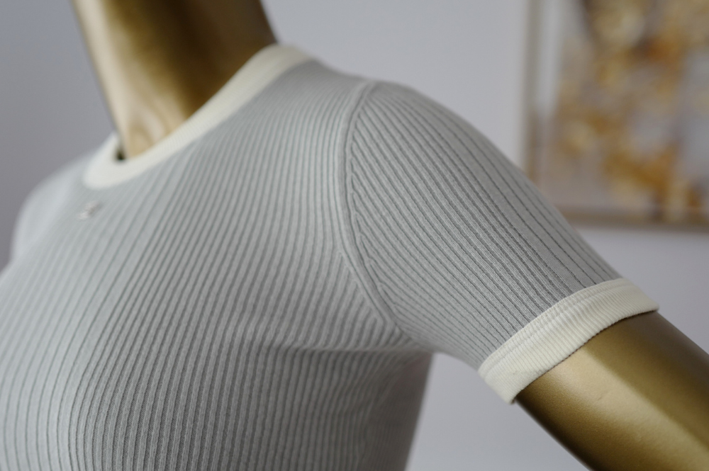 NEW Chanel Coco Beach 2025 Collection T-Shirt Grey size 34