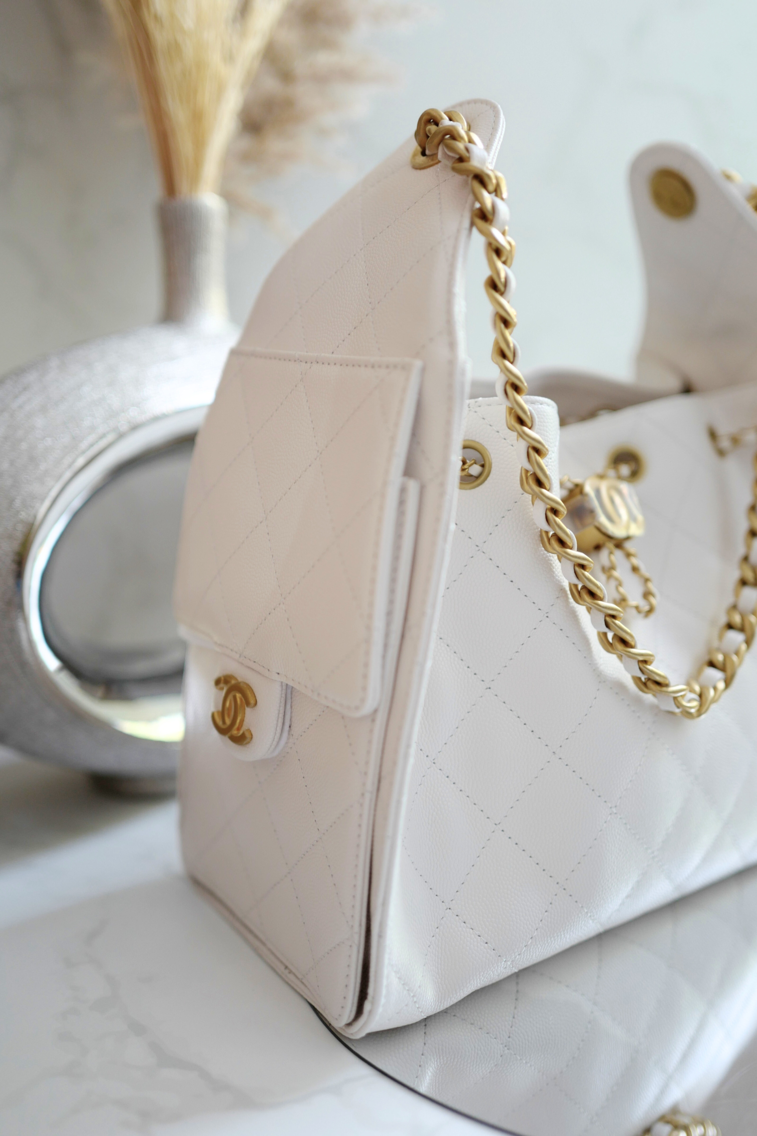 NEW Chanel Hobo Bag Small White Calfskin 25A Gold Hardware