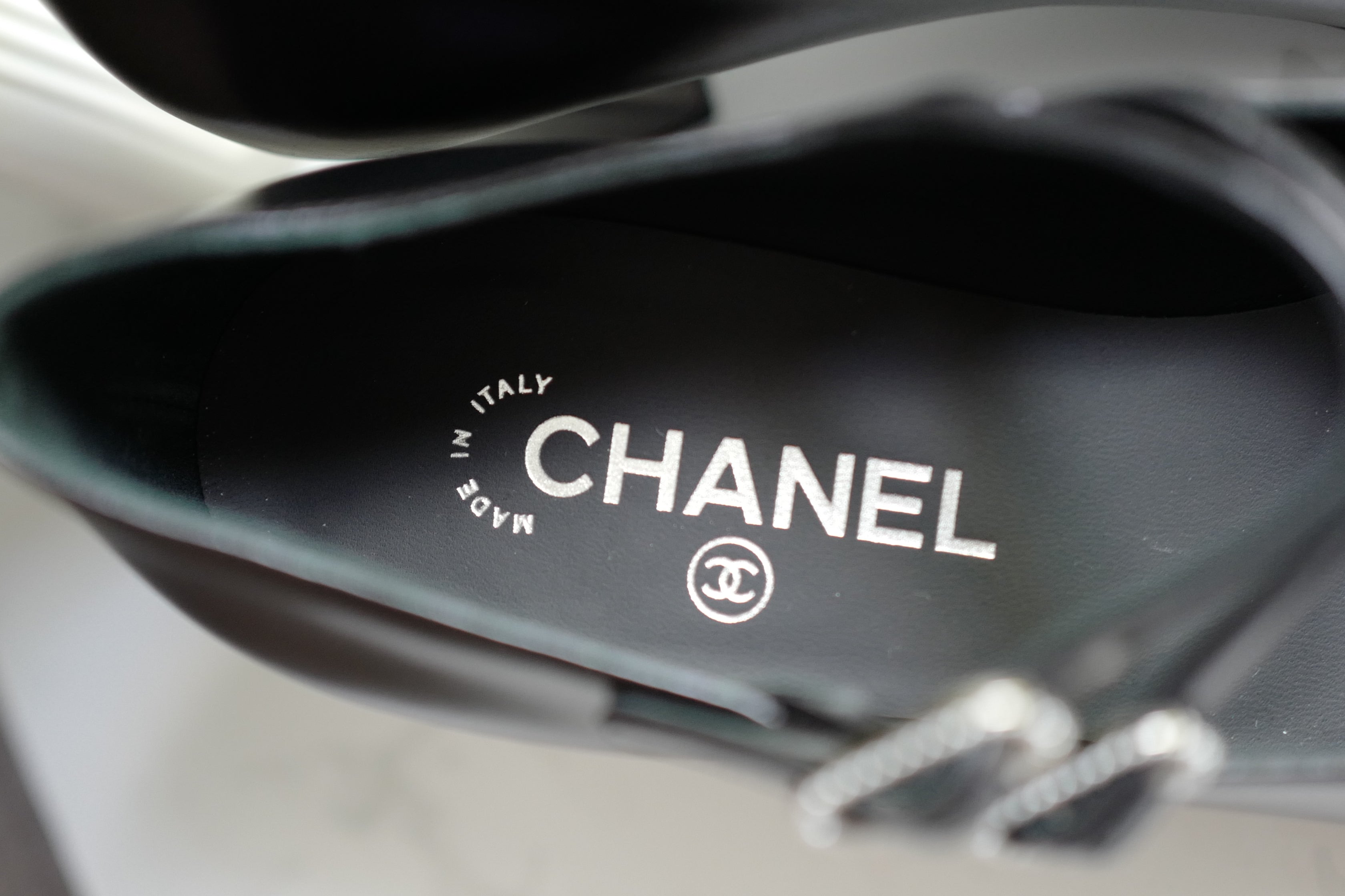 BNIB Chanel 24S Mary Jane Heels In Black Leather size 38.5 $1350