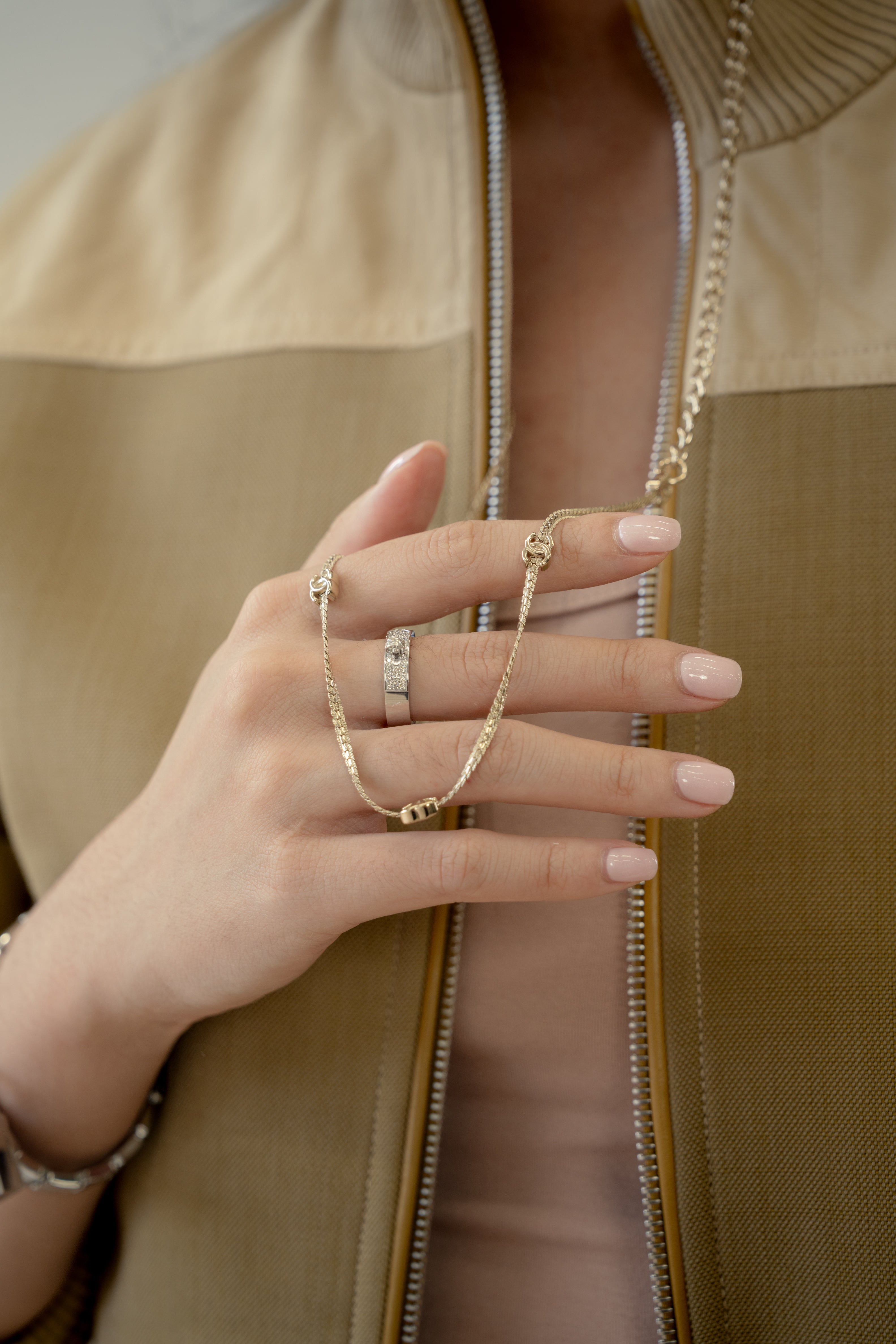 BNIB Hermes Kelly Ring in White Gold with Diamonds Size 50 $7500 Retail