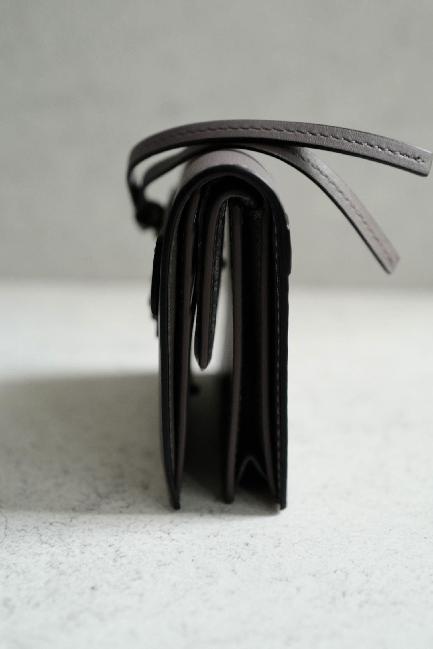 BNIB Balenciaga Women's Neo Classic Mini Wallet in Dark Grey Calfskin