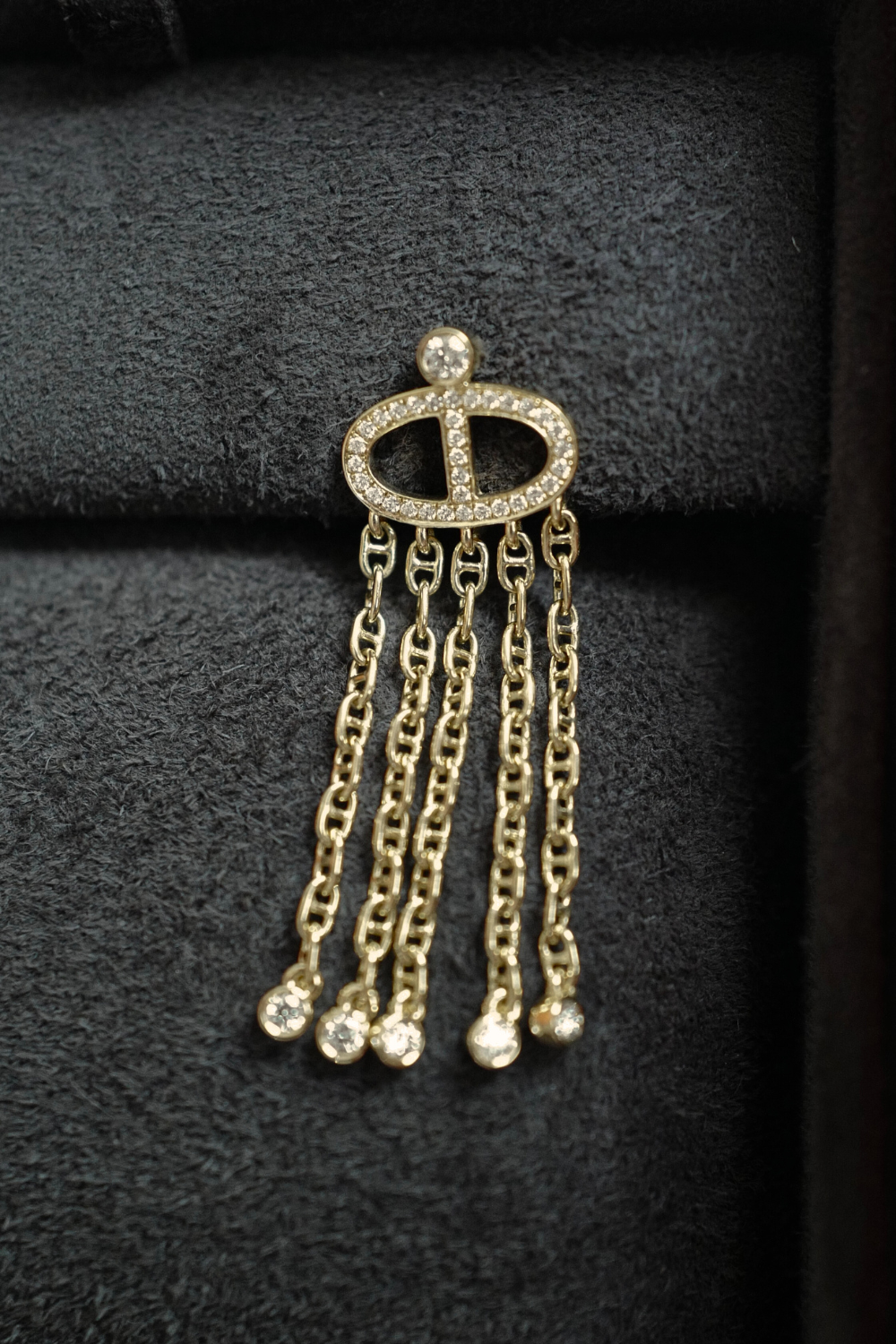 BNIB Hermes Calypso dangling earrings dia yg 18K Sans