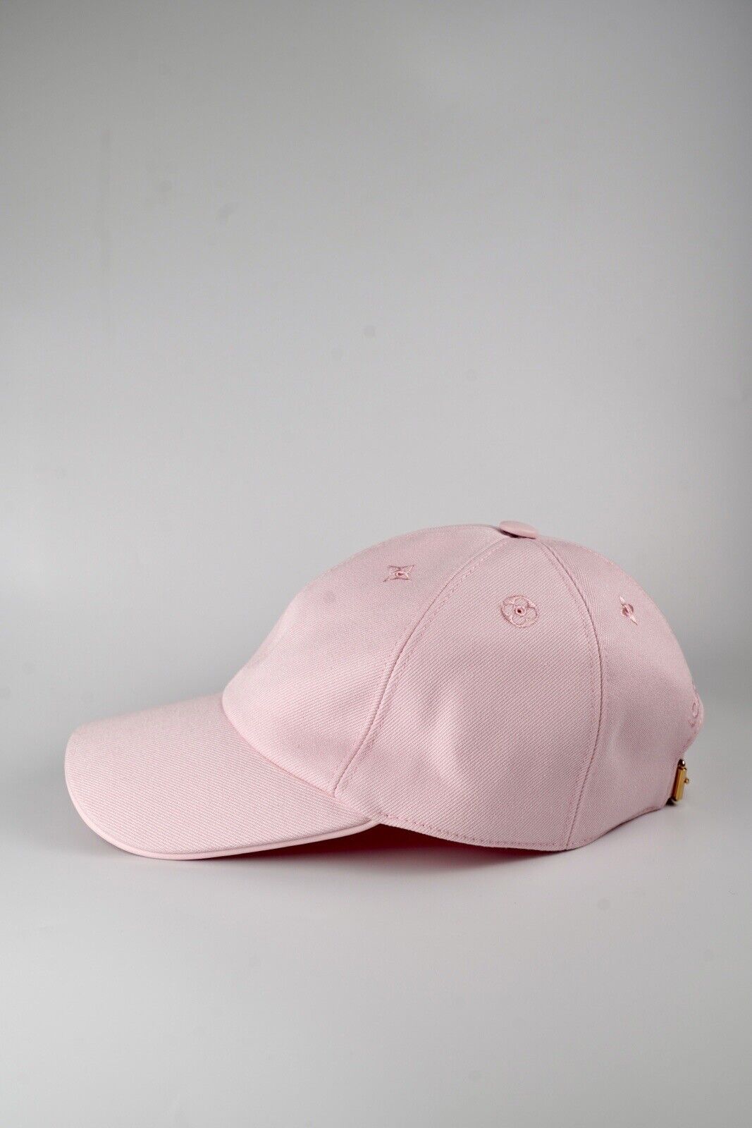 Louis Vuitton “LV” Iconic Cap Light Pink With Gold LV Logo NEW