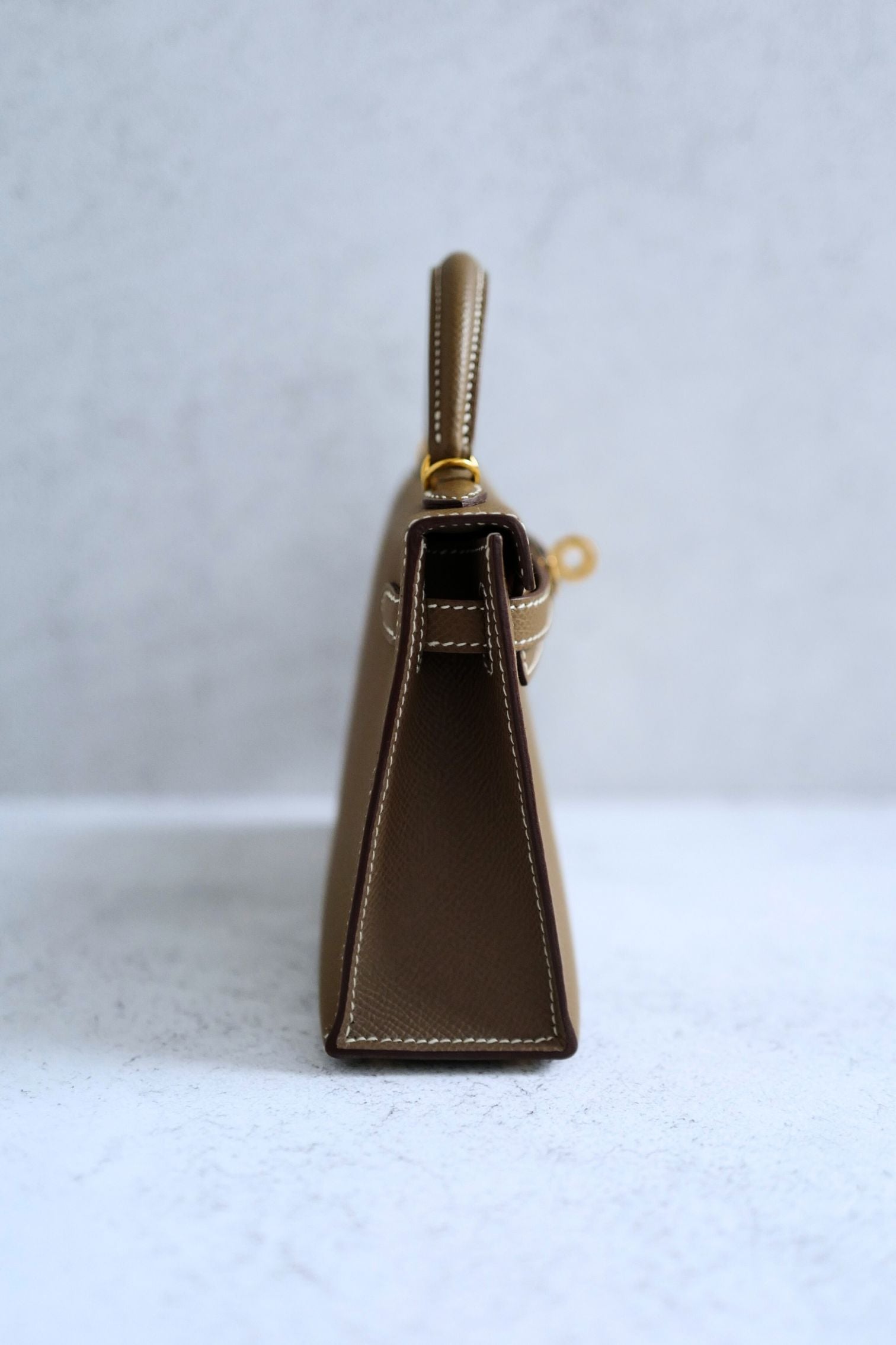 Hermès Mini Kelly Etoupe Epsom Leather Gold Hardware 2023 B Stamp