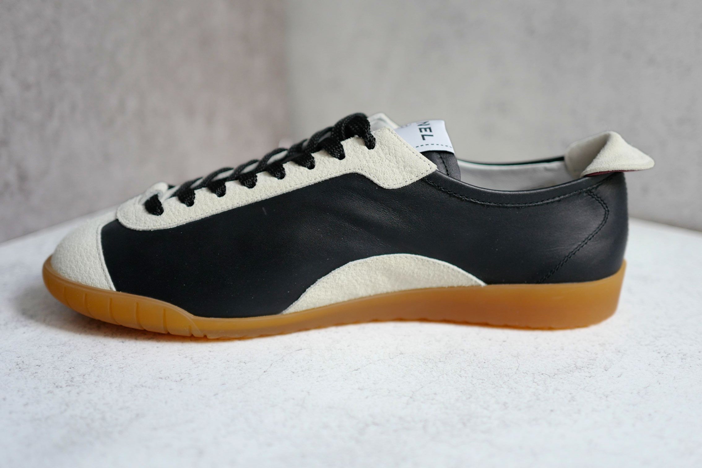 NEW Chanel 26P Sneakers Black White Calfskin Embossed Suede Size 39