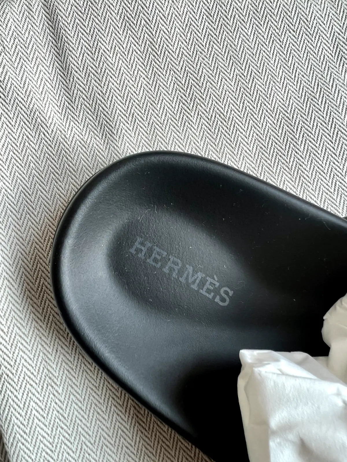 *BNIB* Hermes Womens Chypre Noir with Rhinestone Detail Calfskin Suede Size 37