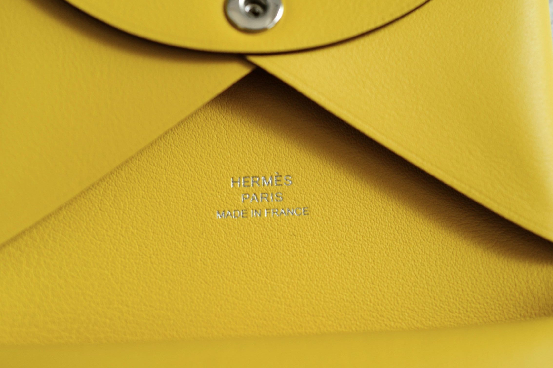 BNIB Limited Edition Hermès Calvi Duo Compact Card Holder Jaune De Naples PHW