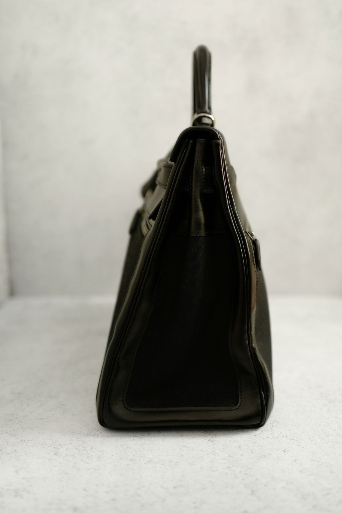 Hermes Kelly 40 Lakhis Noir Calfskin Leather Palladium Hardware