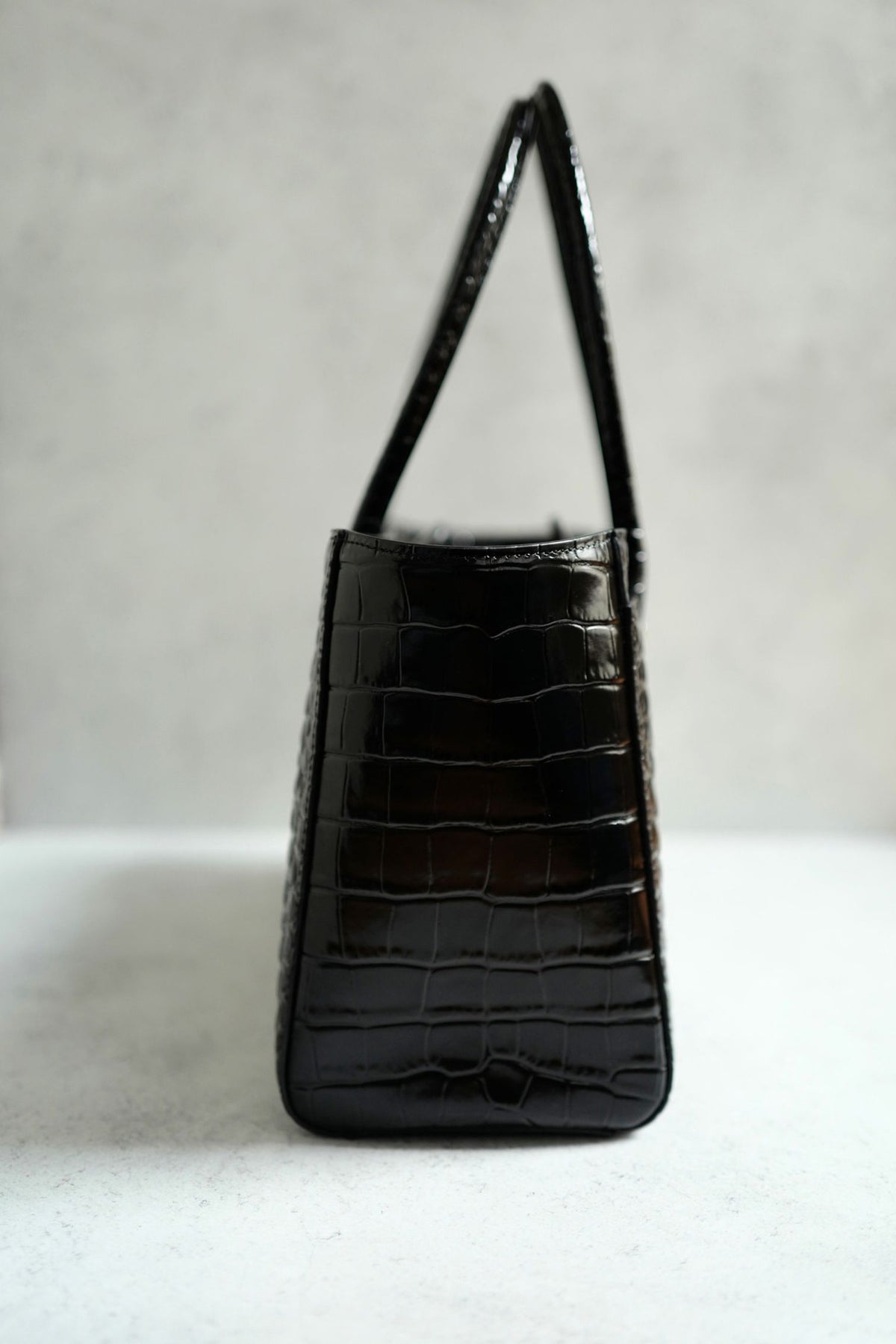 NEW Chanel 26K Small Tote Black Crocodile Embossed Calfskin GHW Matthieu Blazy's