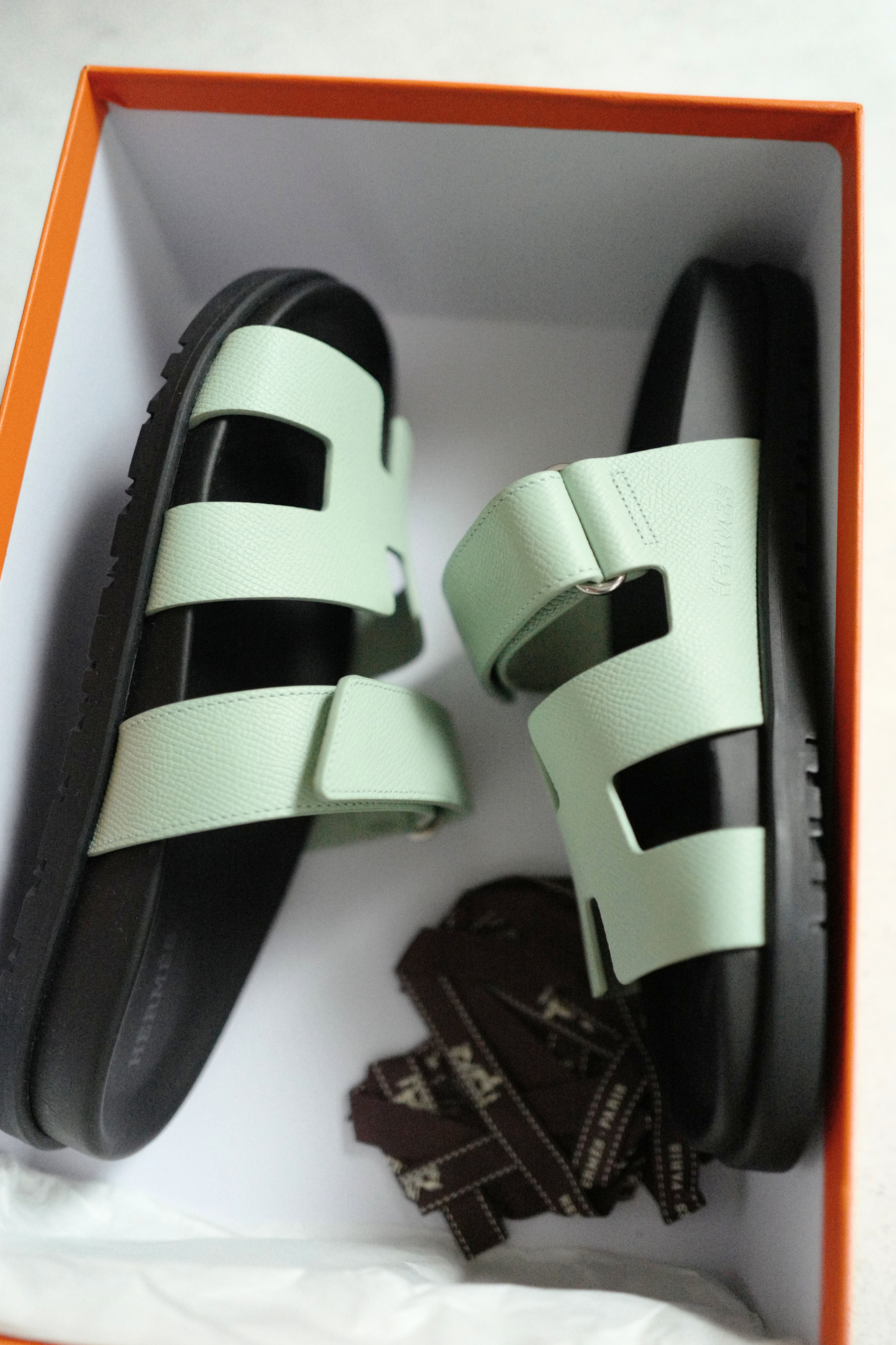 BNIB Hermès Chypre Sandals Vert Jade Green Leather Women’s Size 37