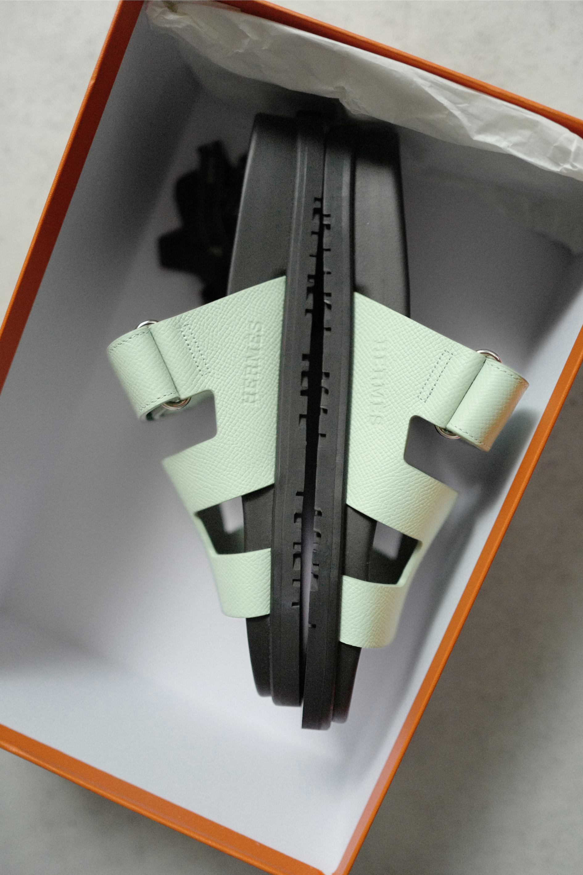 BNIB Hermès Chypre Sandals Vert Jade Green Leather Women’s Size 37