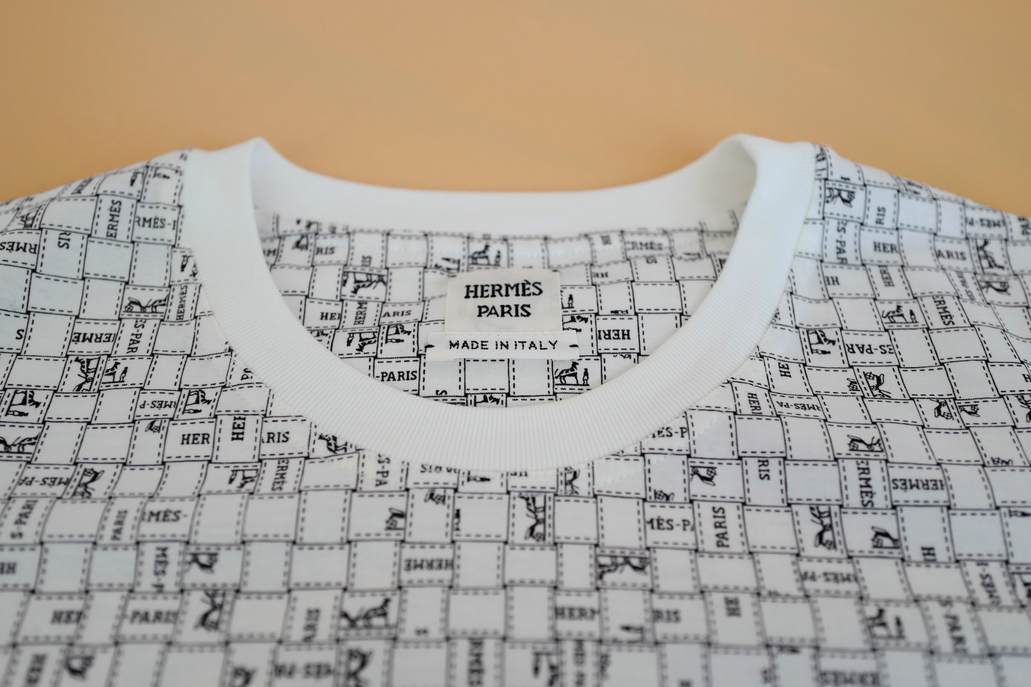 NEW Hermès Robe Droite Imprimée Bolduc au Carre Blanc Casse size 38