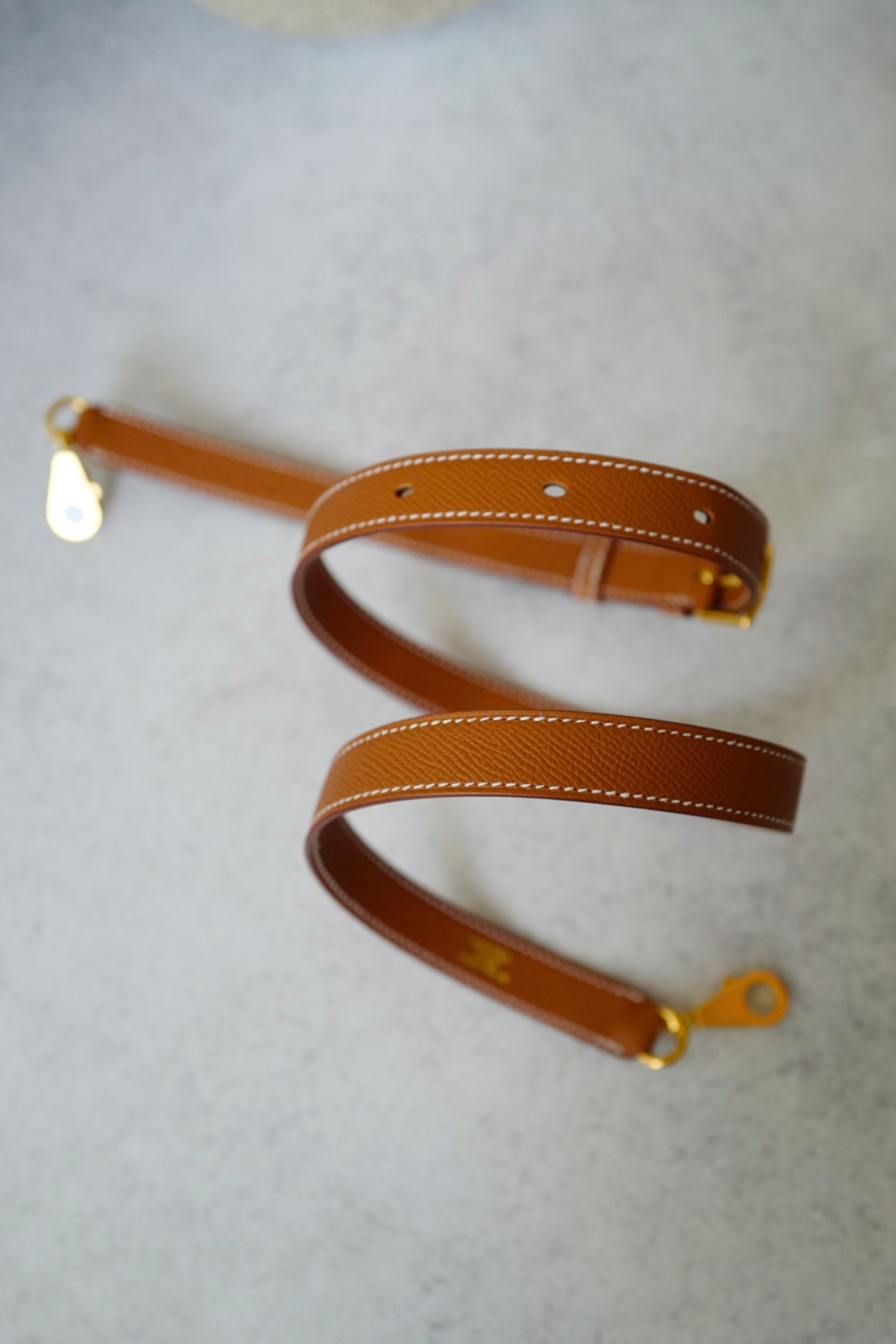NEW Hermès Adjustable Strap 20mm 85-105 cm Bag Strap Gold Epsom Leather Gold HW